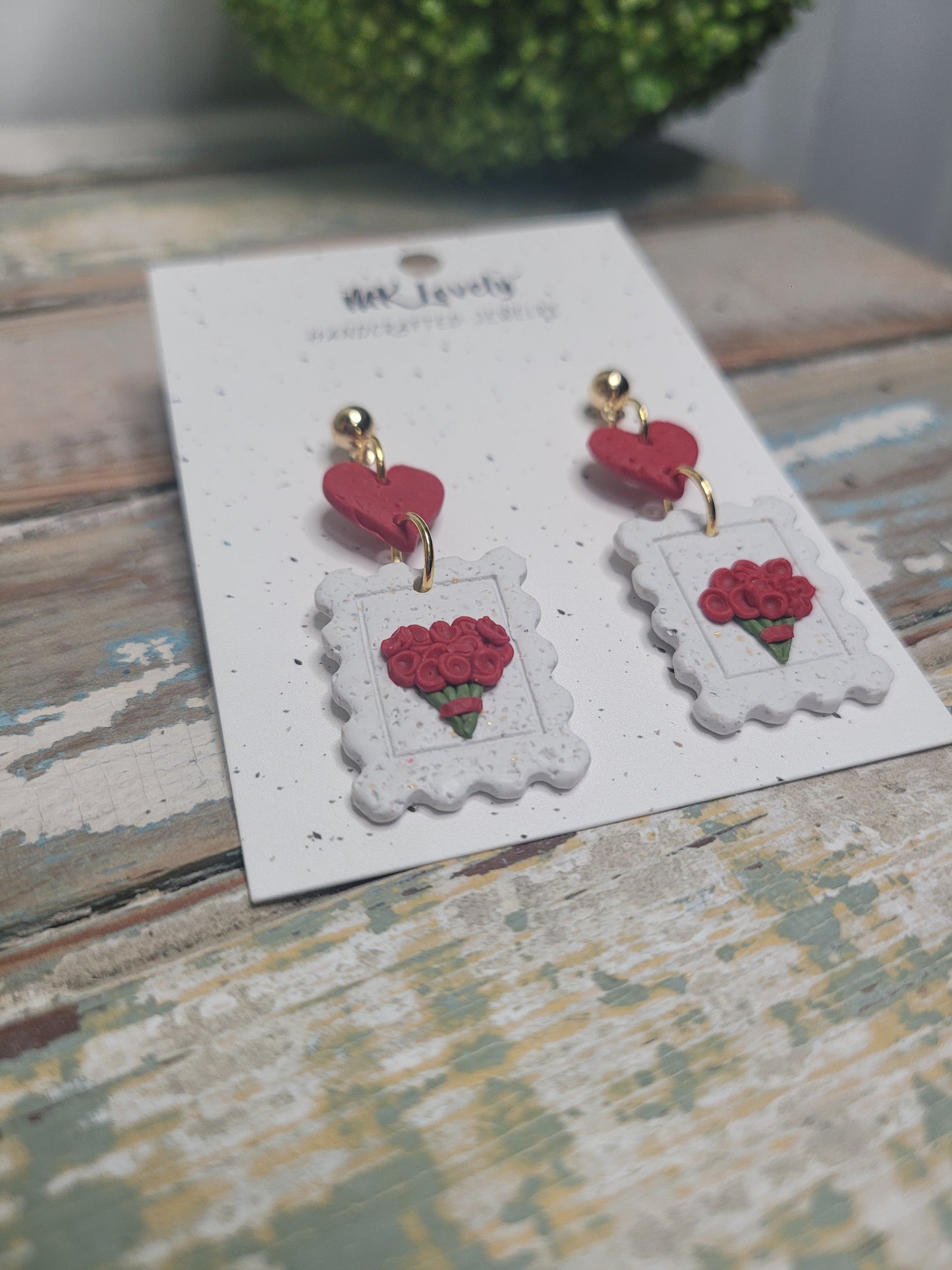 'A Dozen Roses' Drops
