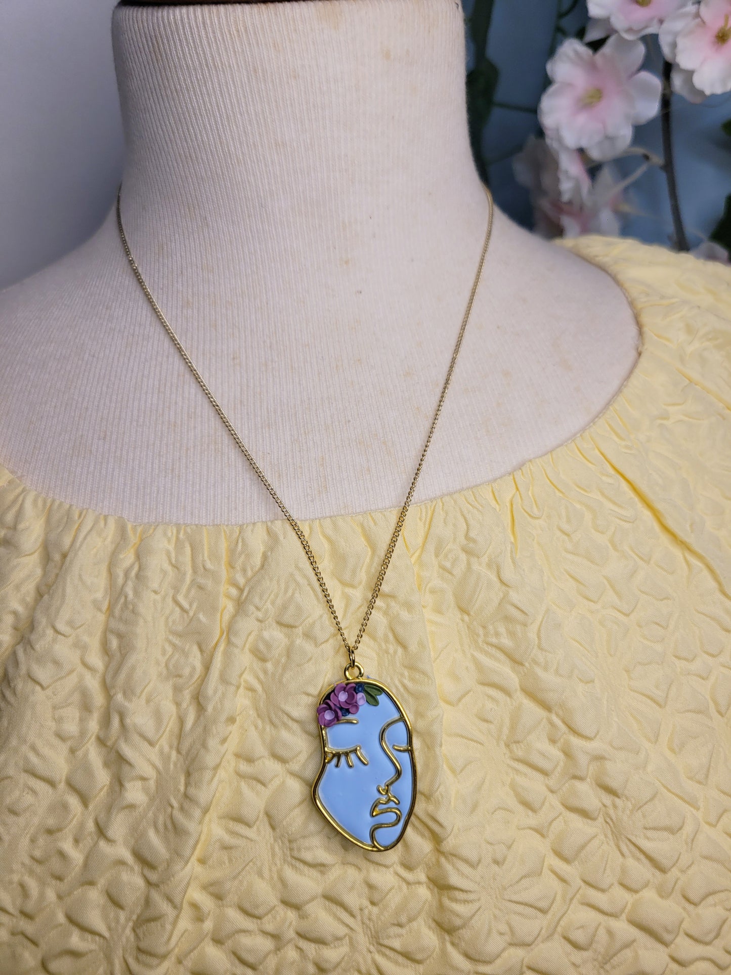 Abstract Face Pendant Necklace