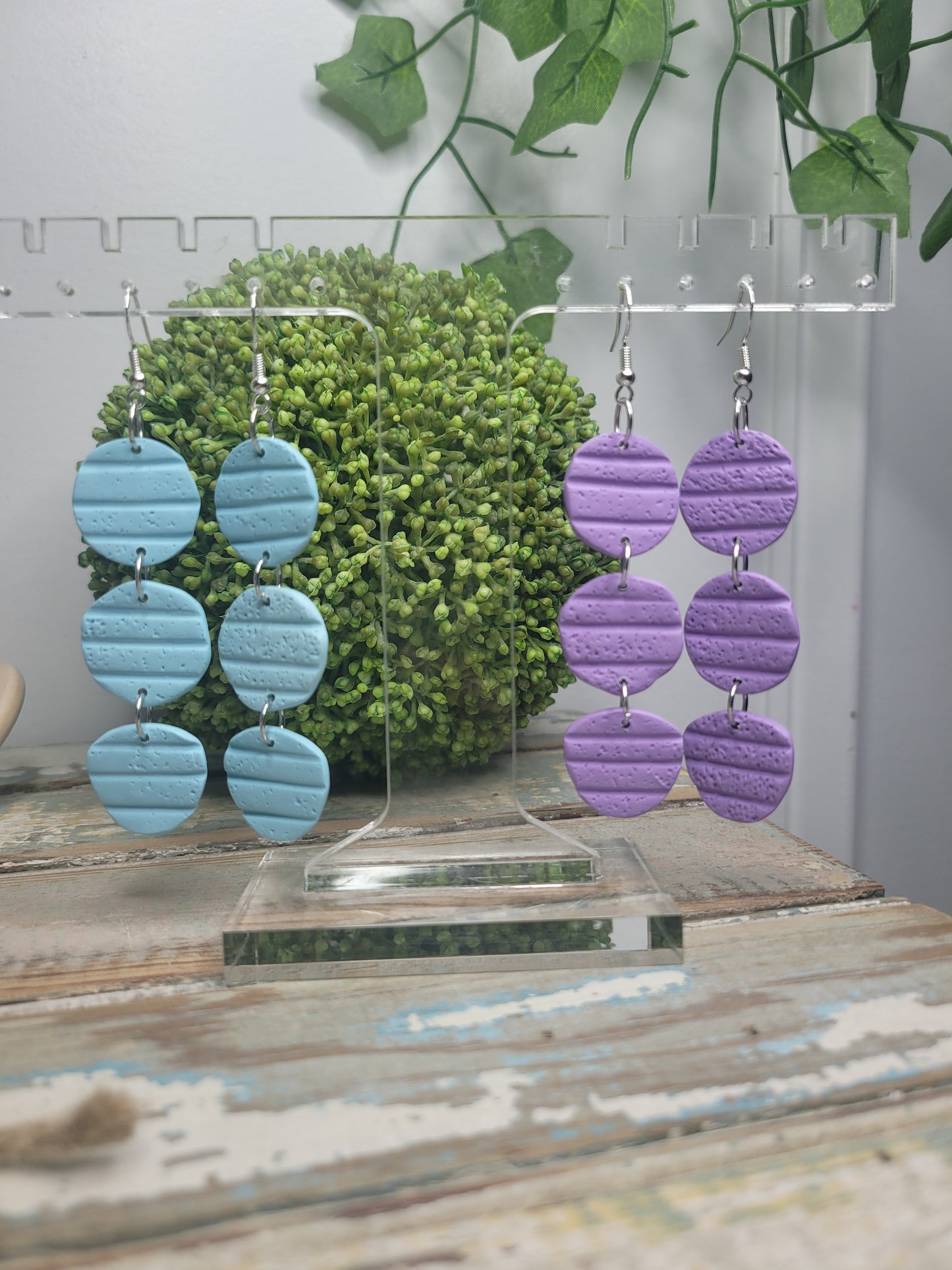 Ridged 3-Tier Dangles