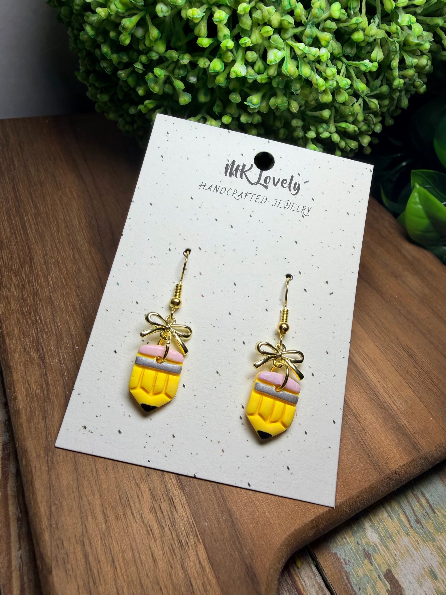 Pretty in No. 2 Dangles