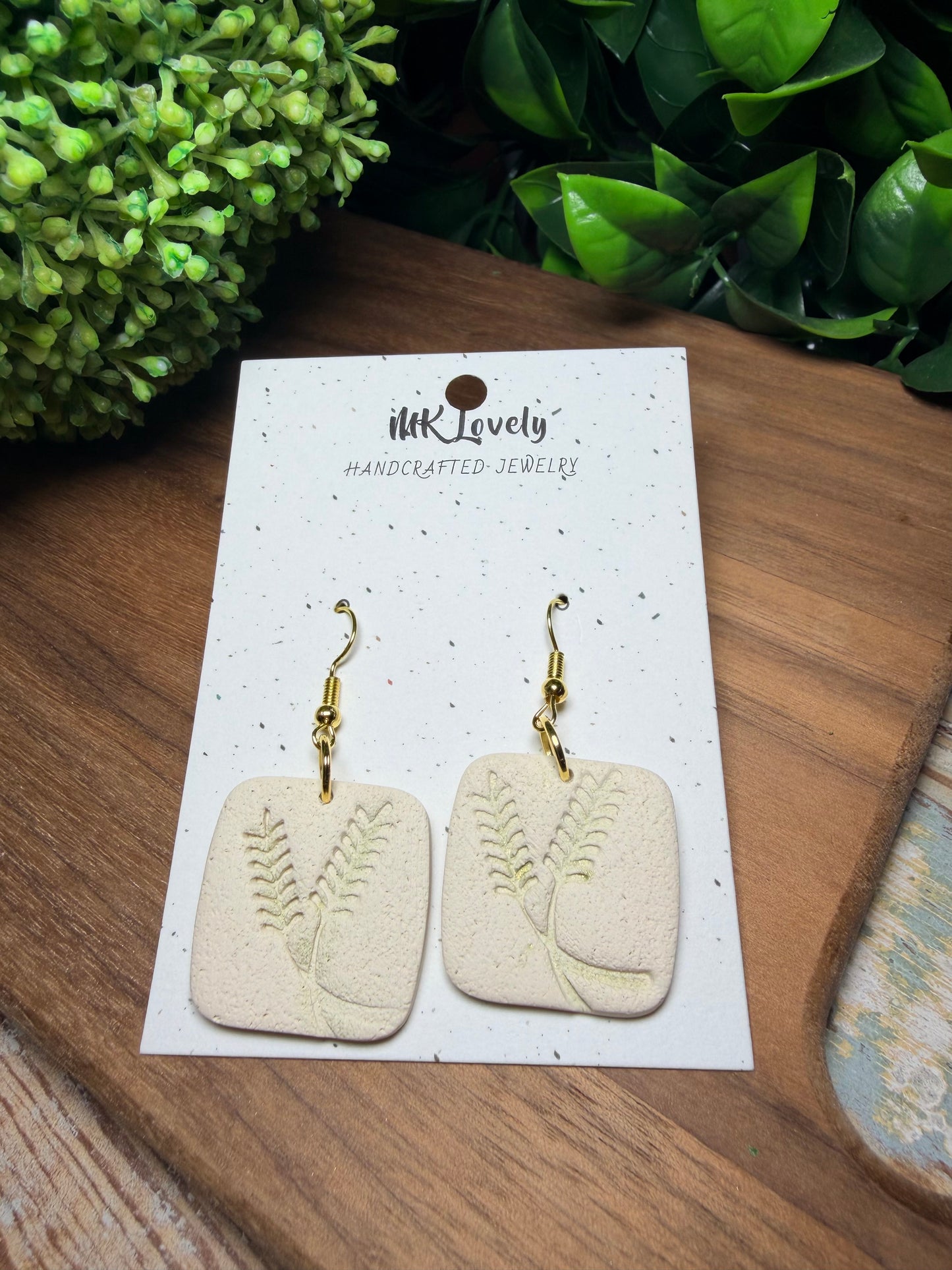 Fern & Sandstones
