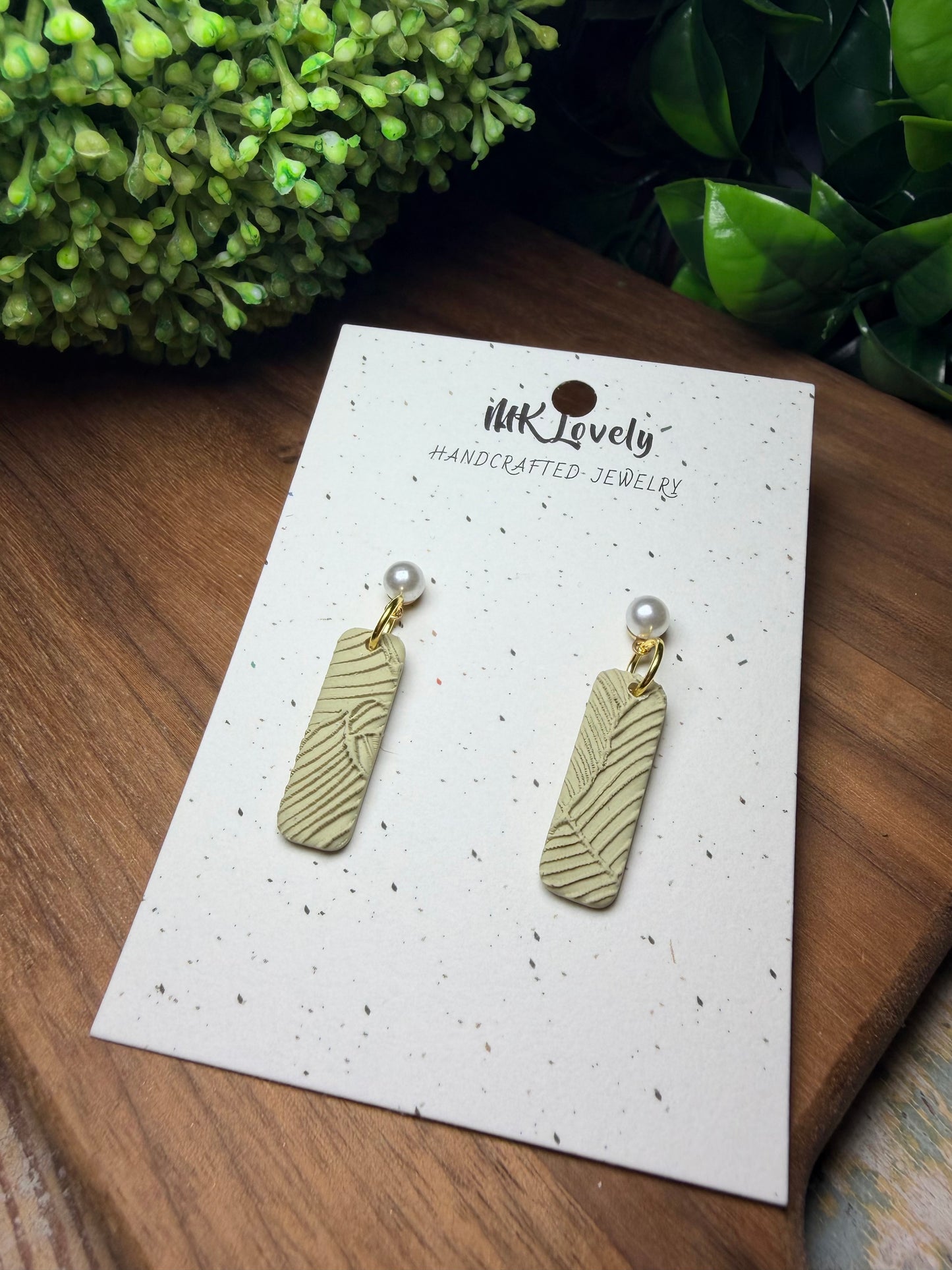 Earthy Elegance Drops