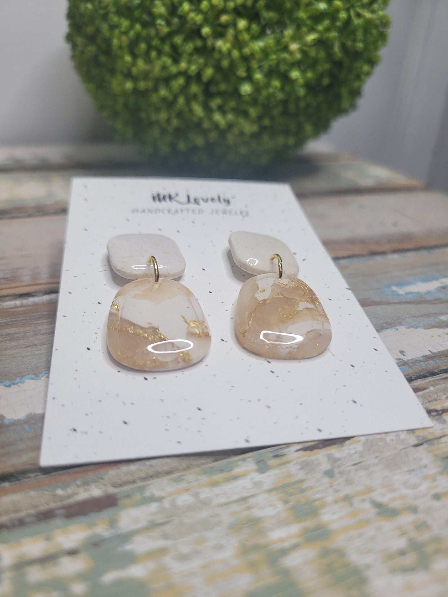 White/Gold Magic Drops