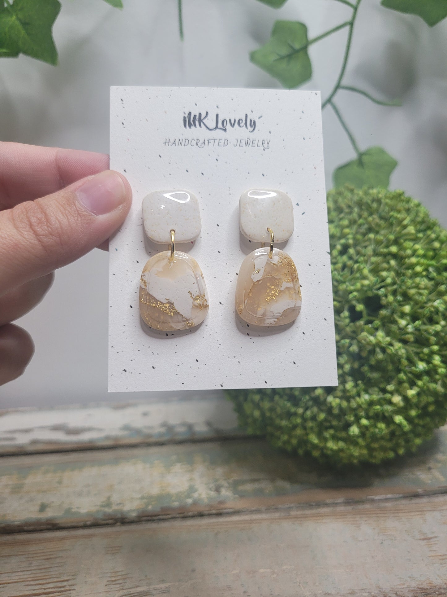 White/Gold Magic Drops
