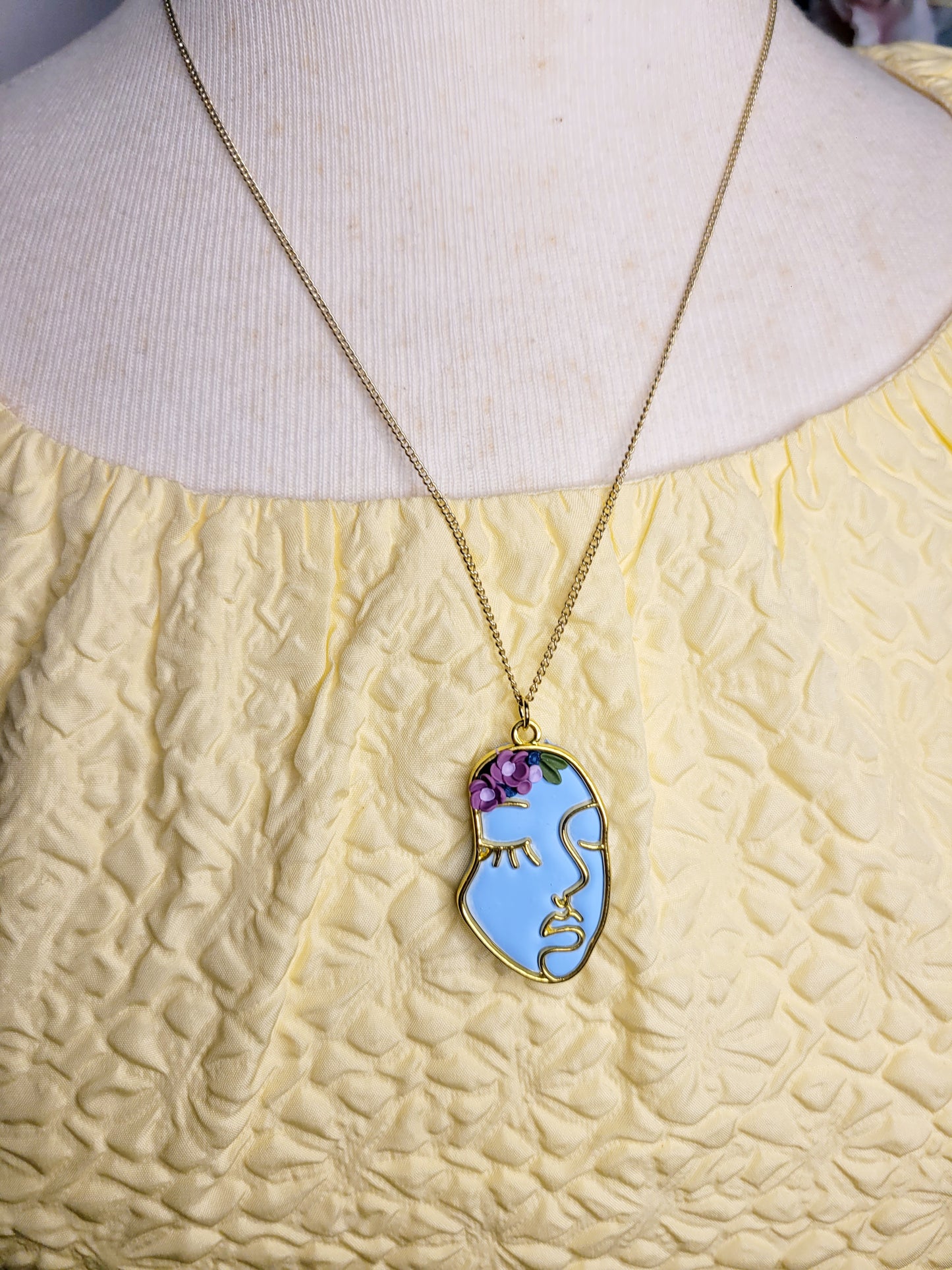 Abstract Face Pendant Necklace