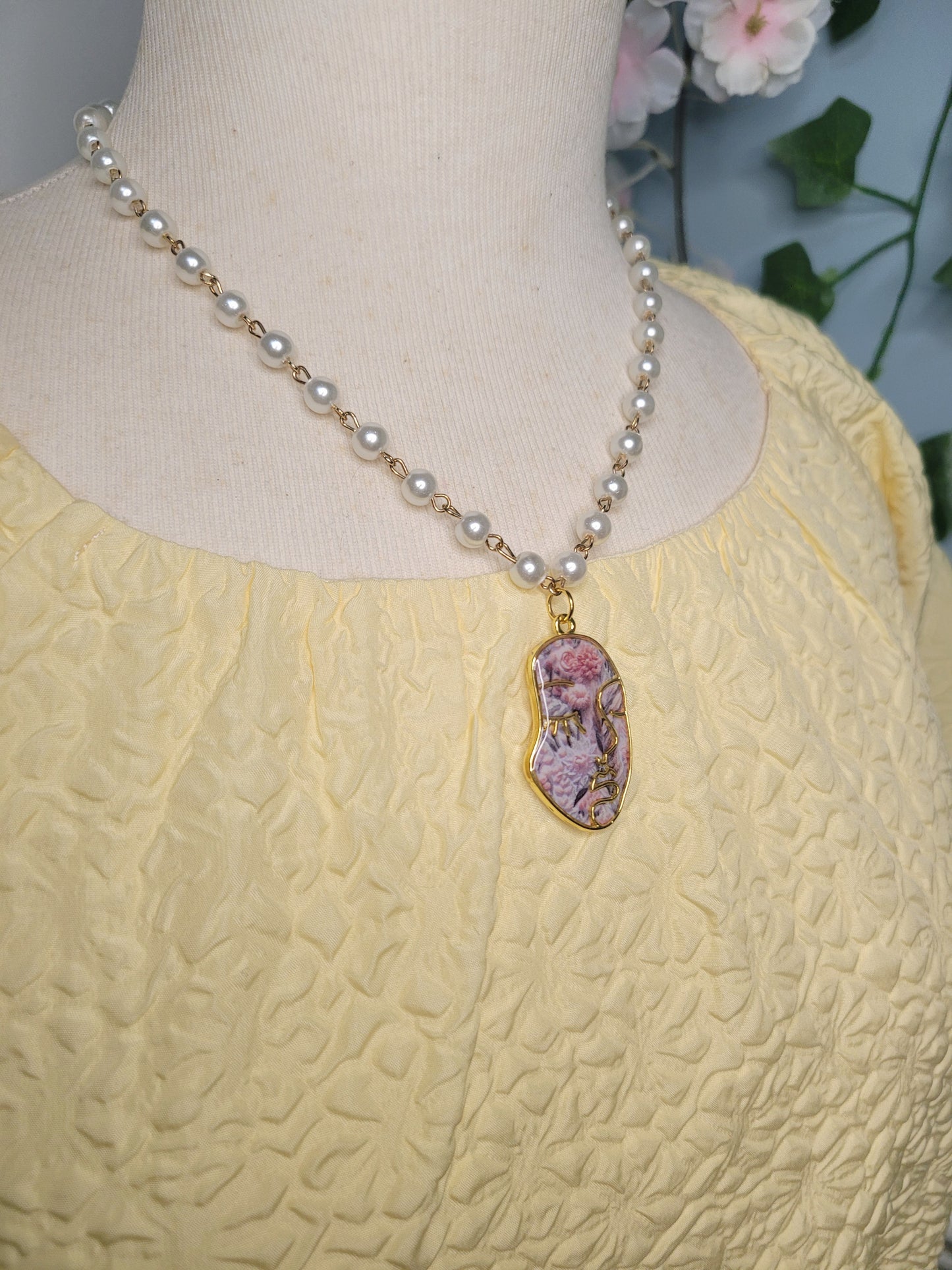 Blooming Abstract Face Necklace