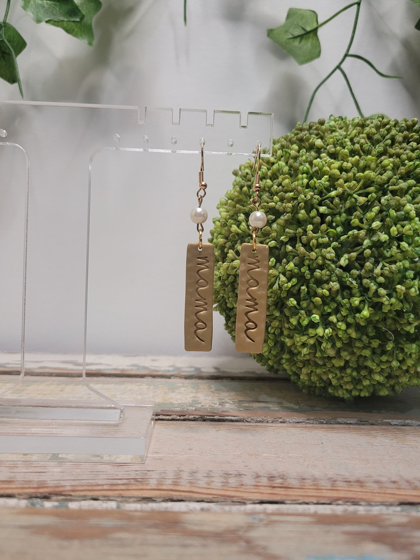 Pearl 'Mama' Hammered Clay Earrings