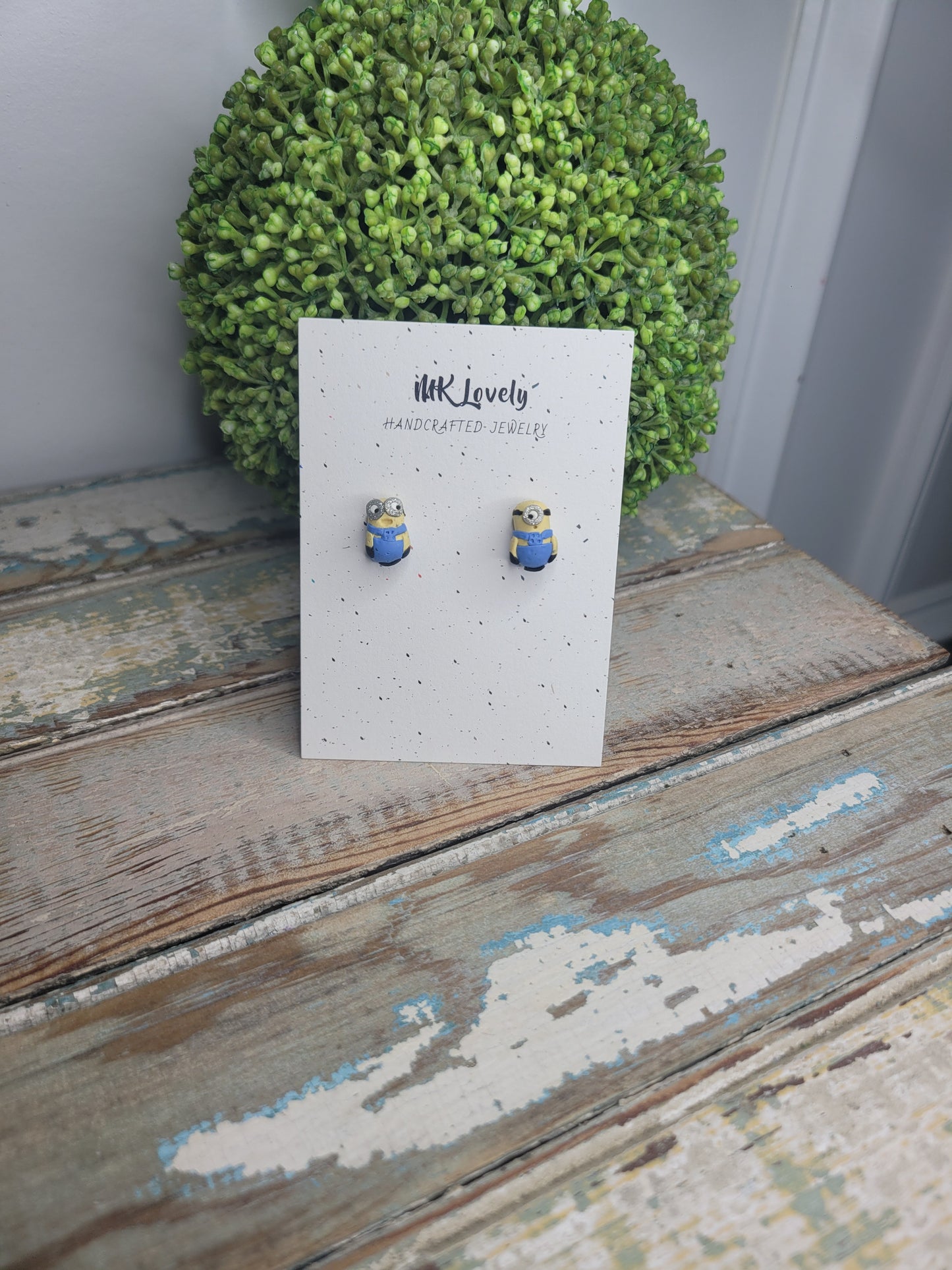 Minion Stud (Made to Order)