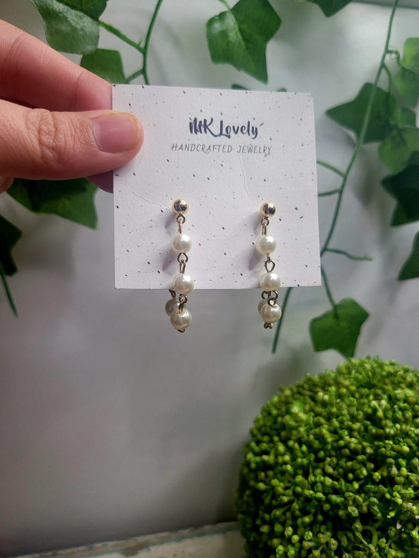 Dainty Pearl Looped Earrings