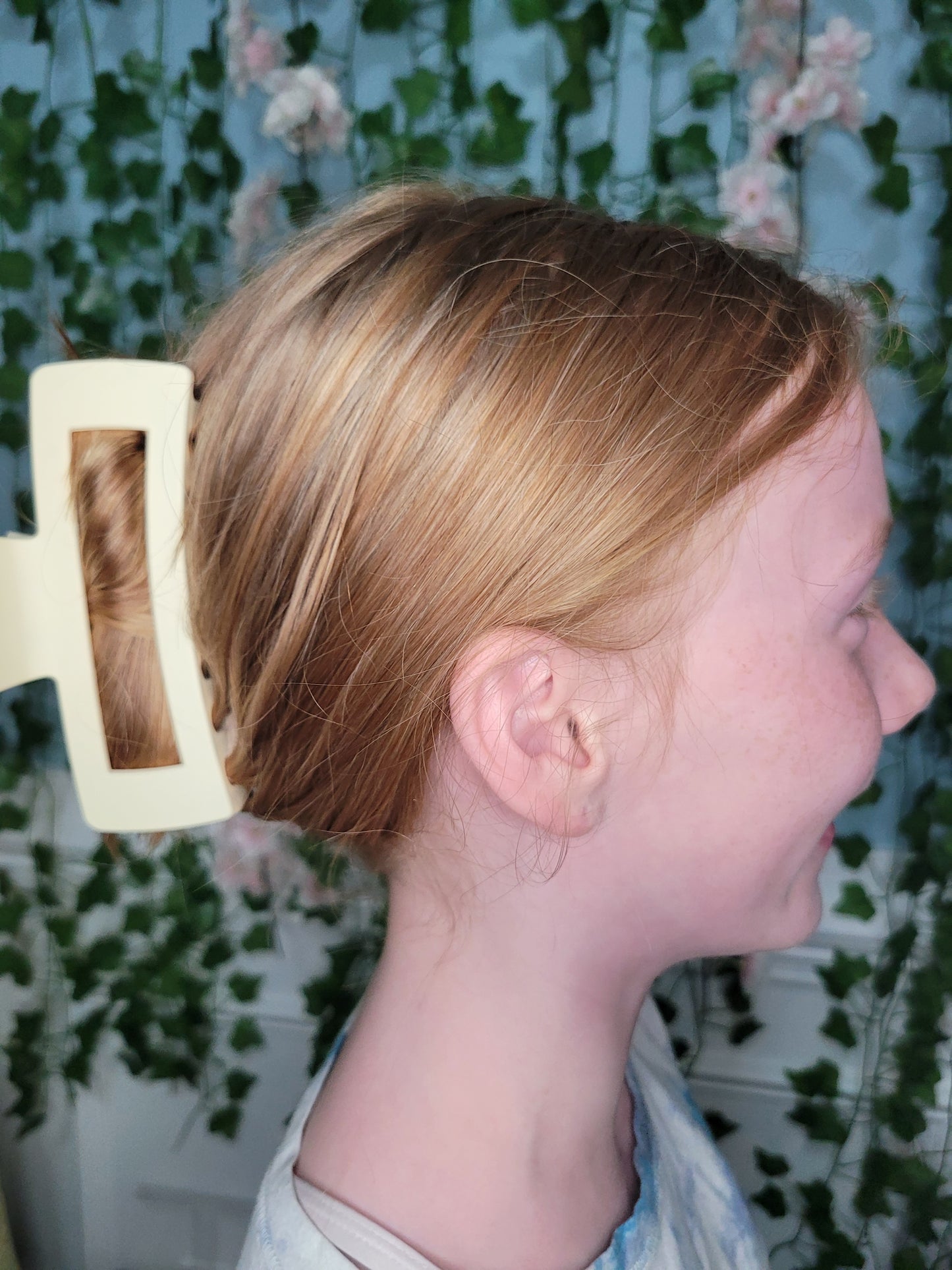 Matte Jumbo Rectangle Cutout Claw Clip