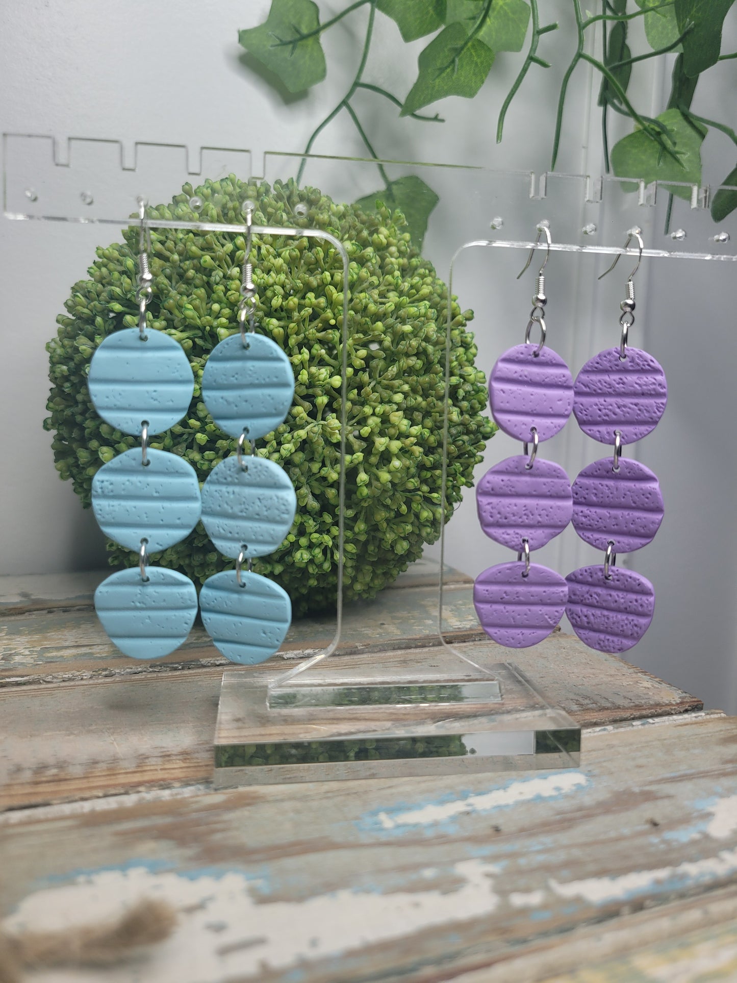 Ridged 3-Tier Dangles