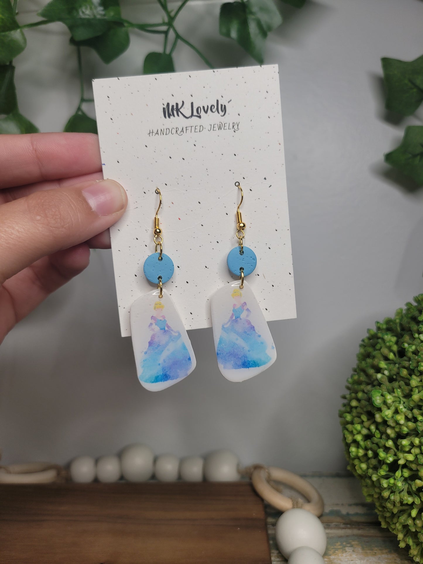 Princess Dangles