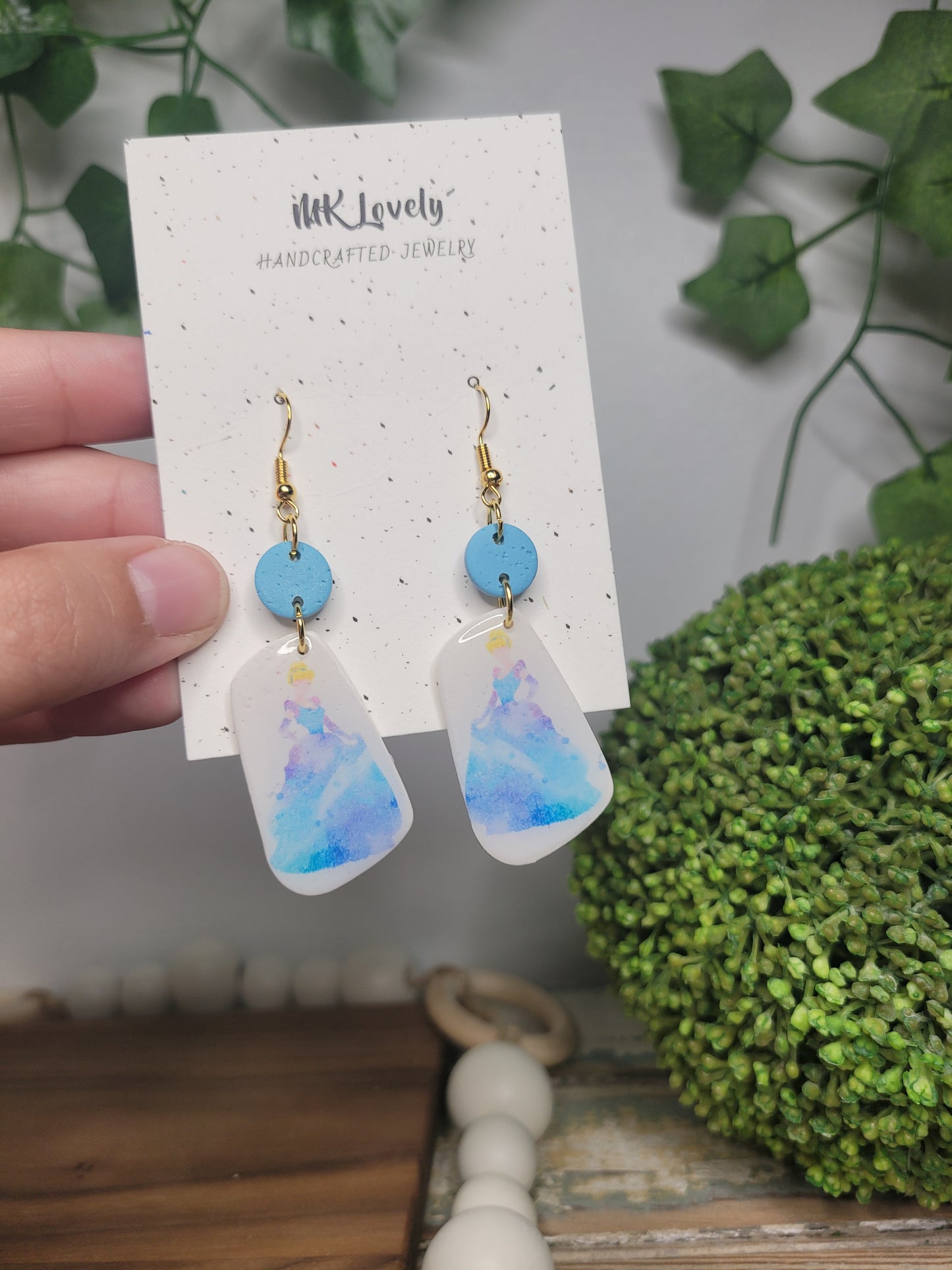 Princess Dangles
