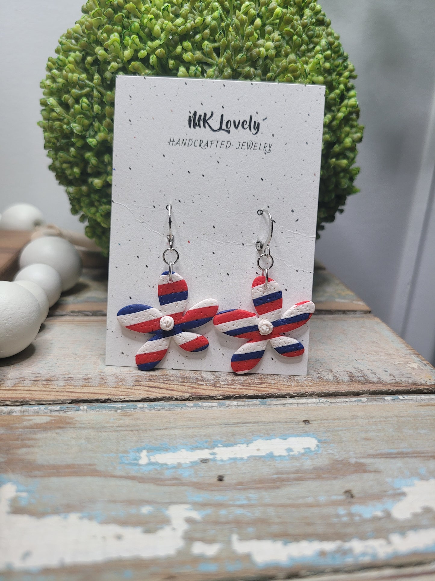 Patriotic Flower Huggies