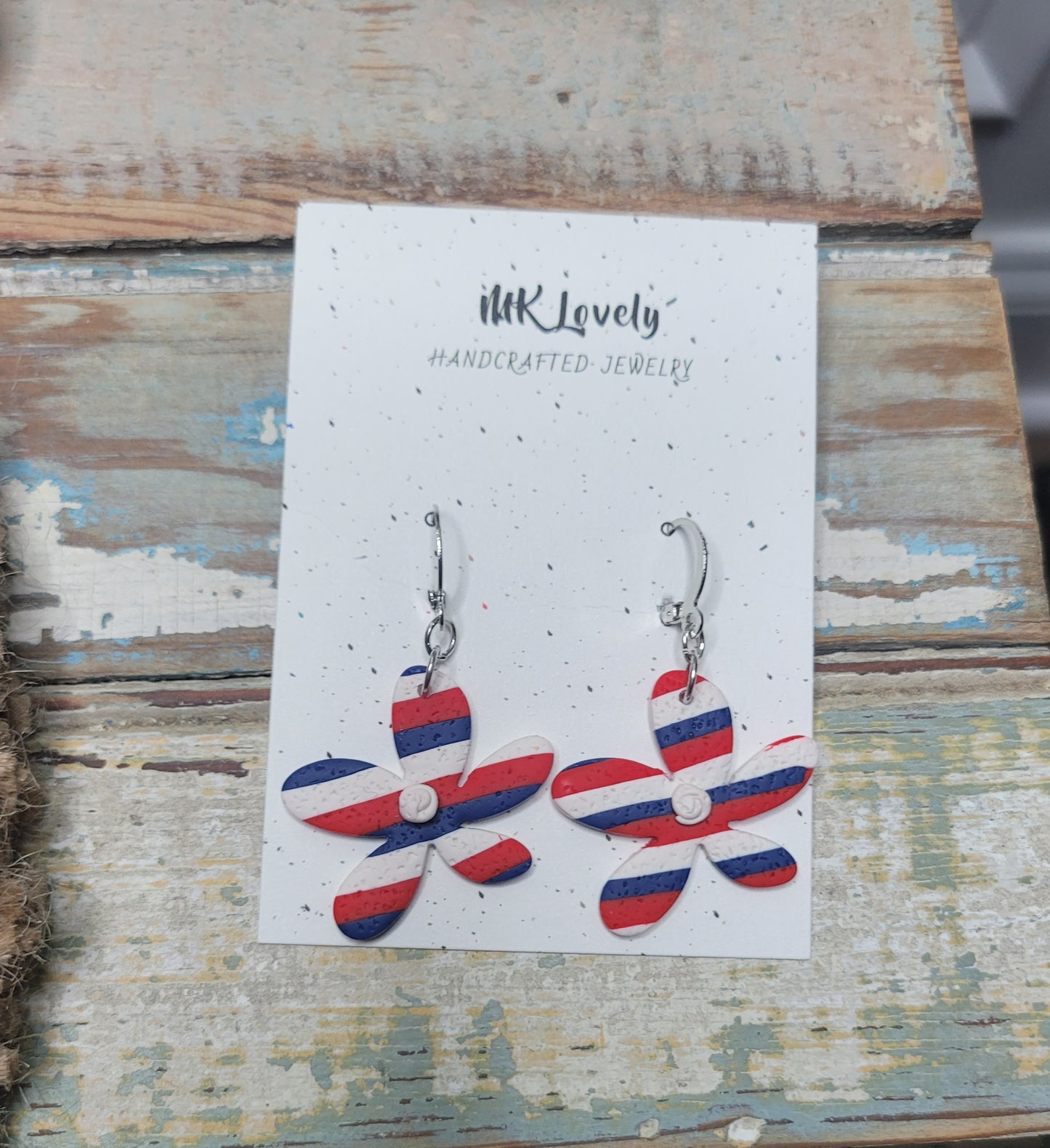 Patriotic Flower Huggies