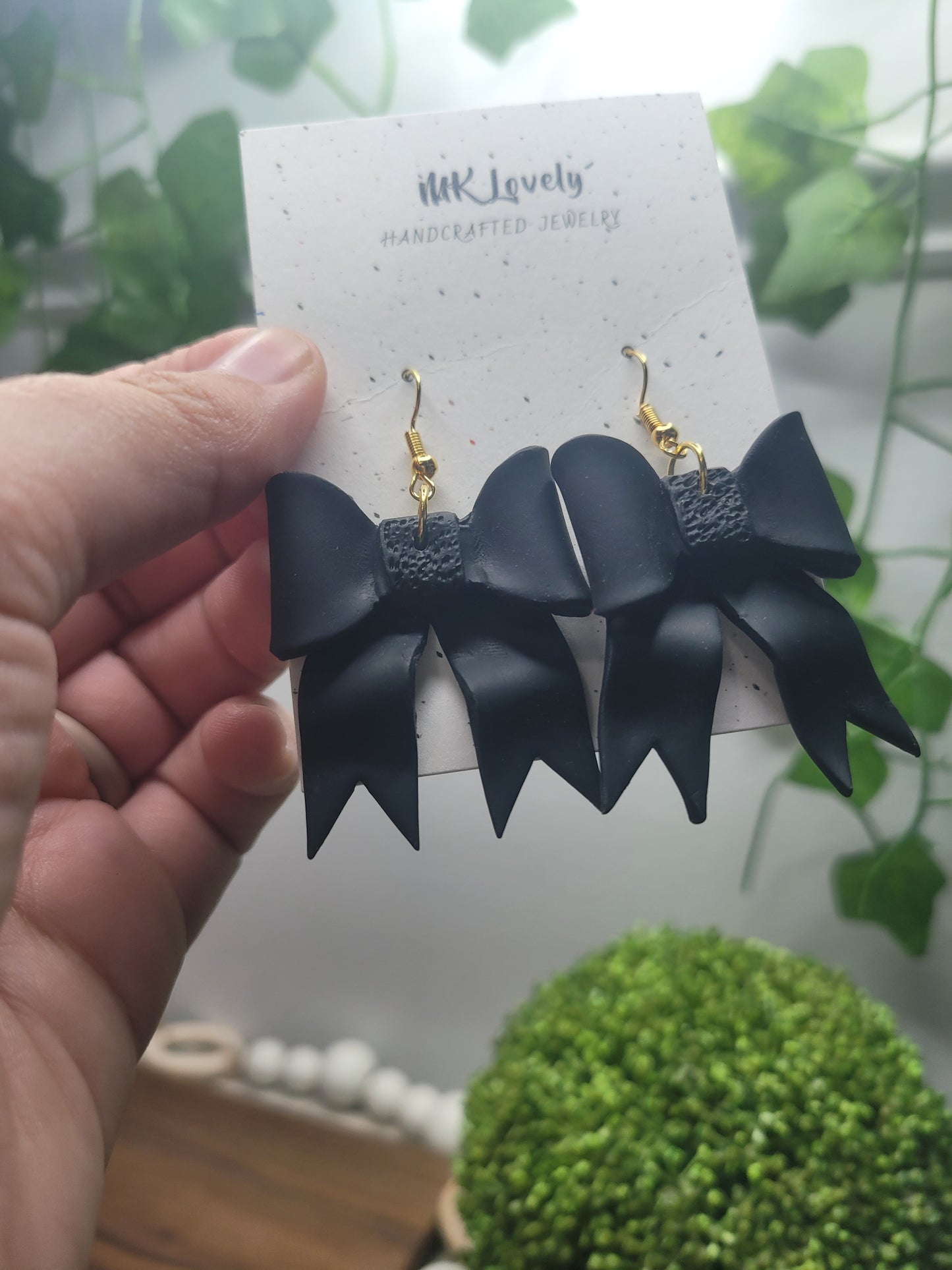Big Bow Dangles
