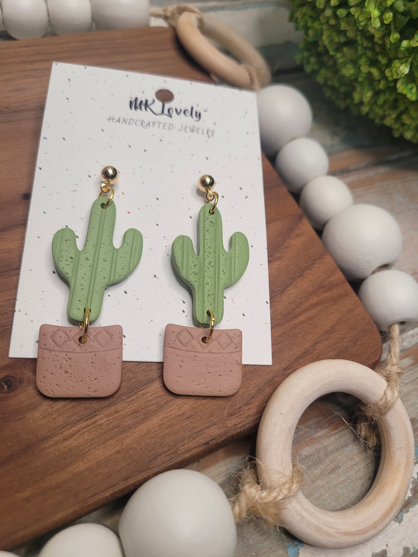 Plant Dangles