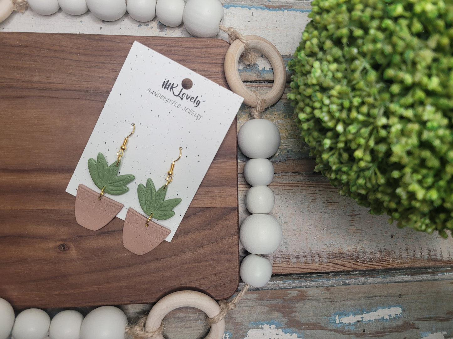 Plant Dangles
