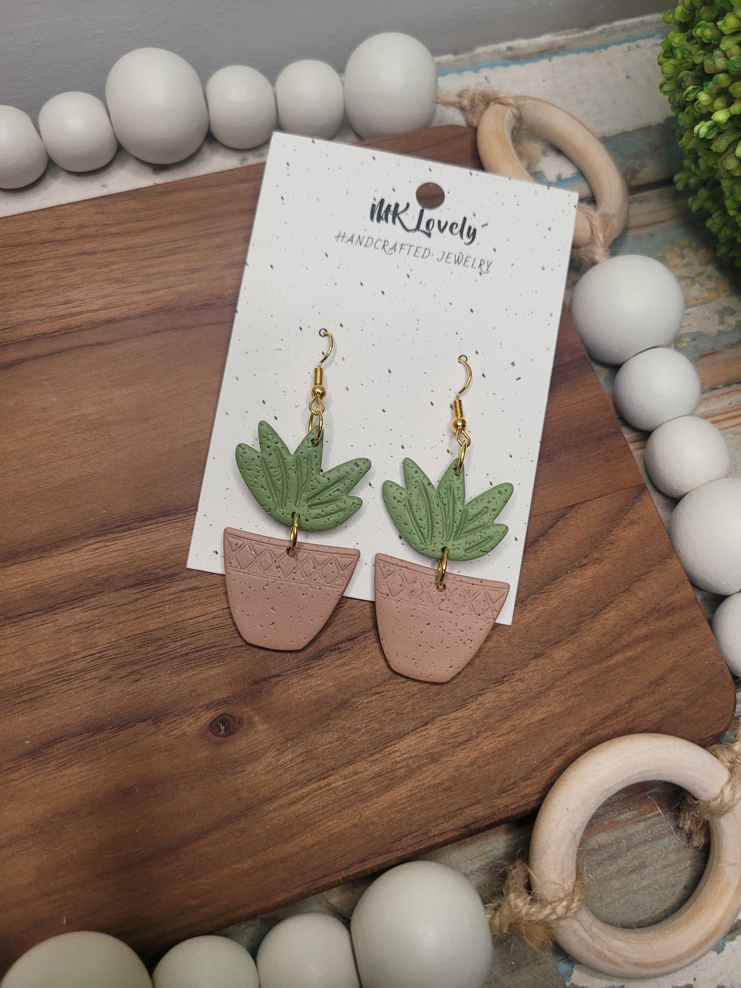 Plant Dangles