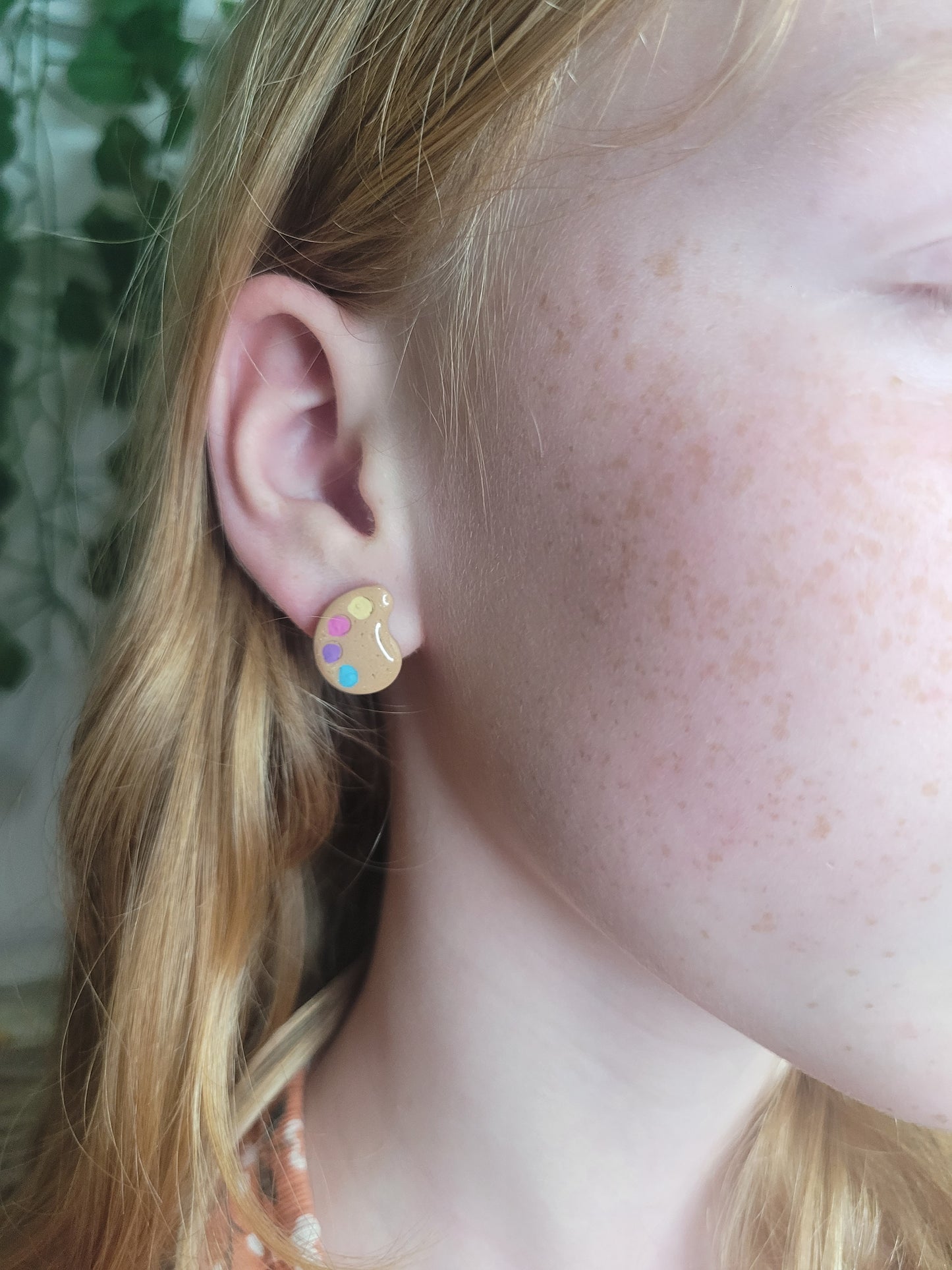 Paint Pallet Studs