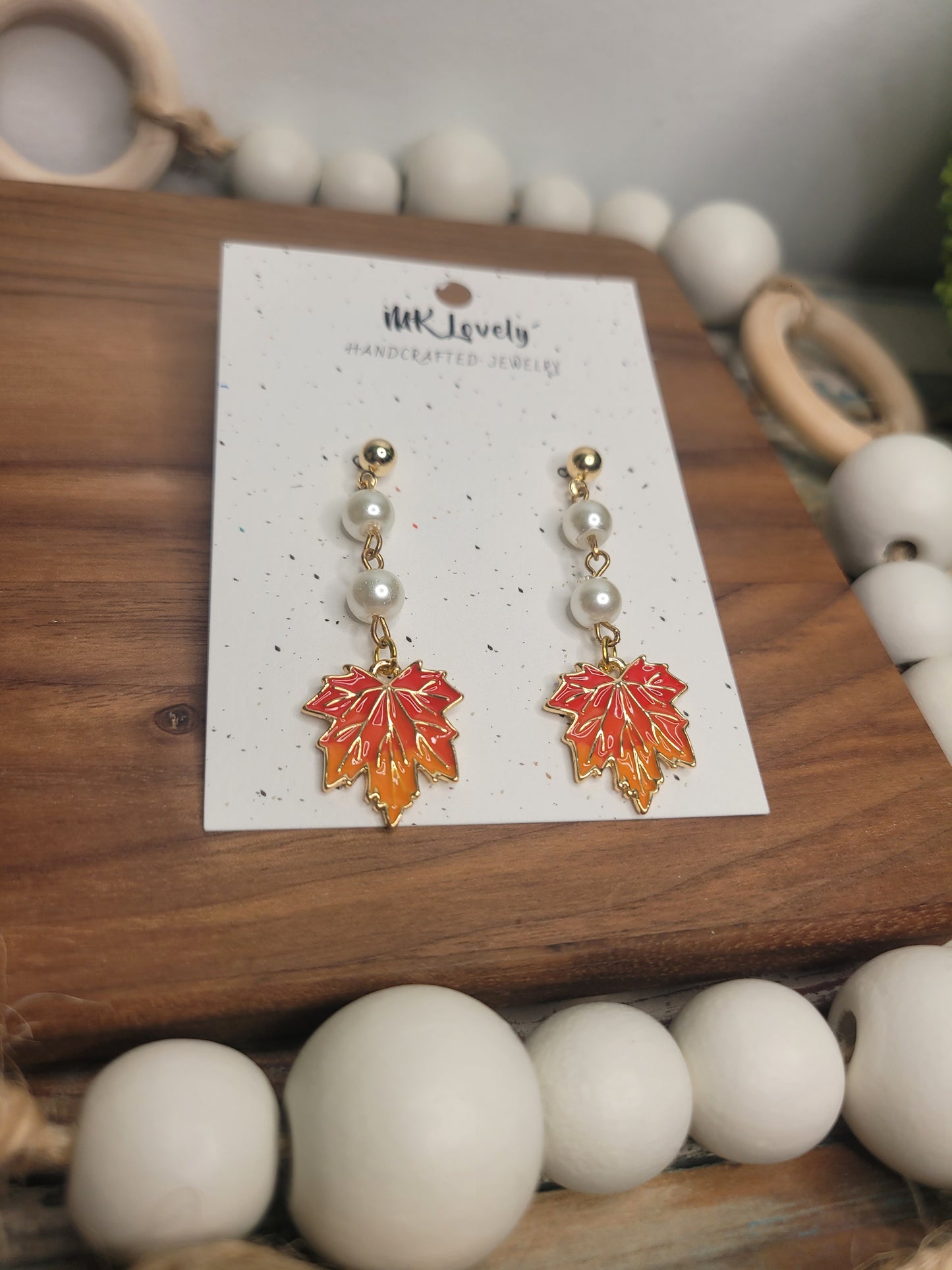 Leaf Charm Pearl Drops