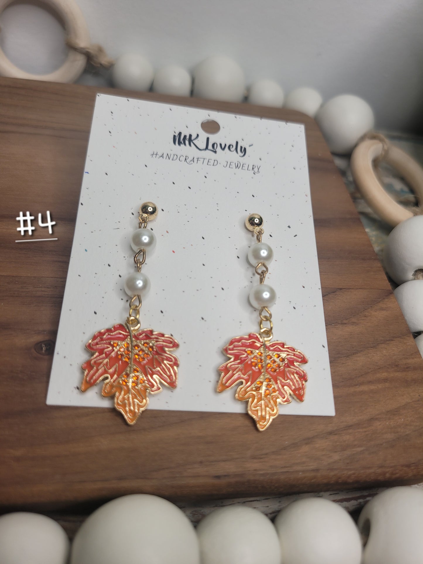 Leaf Charm Pearl Drops