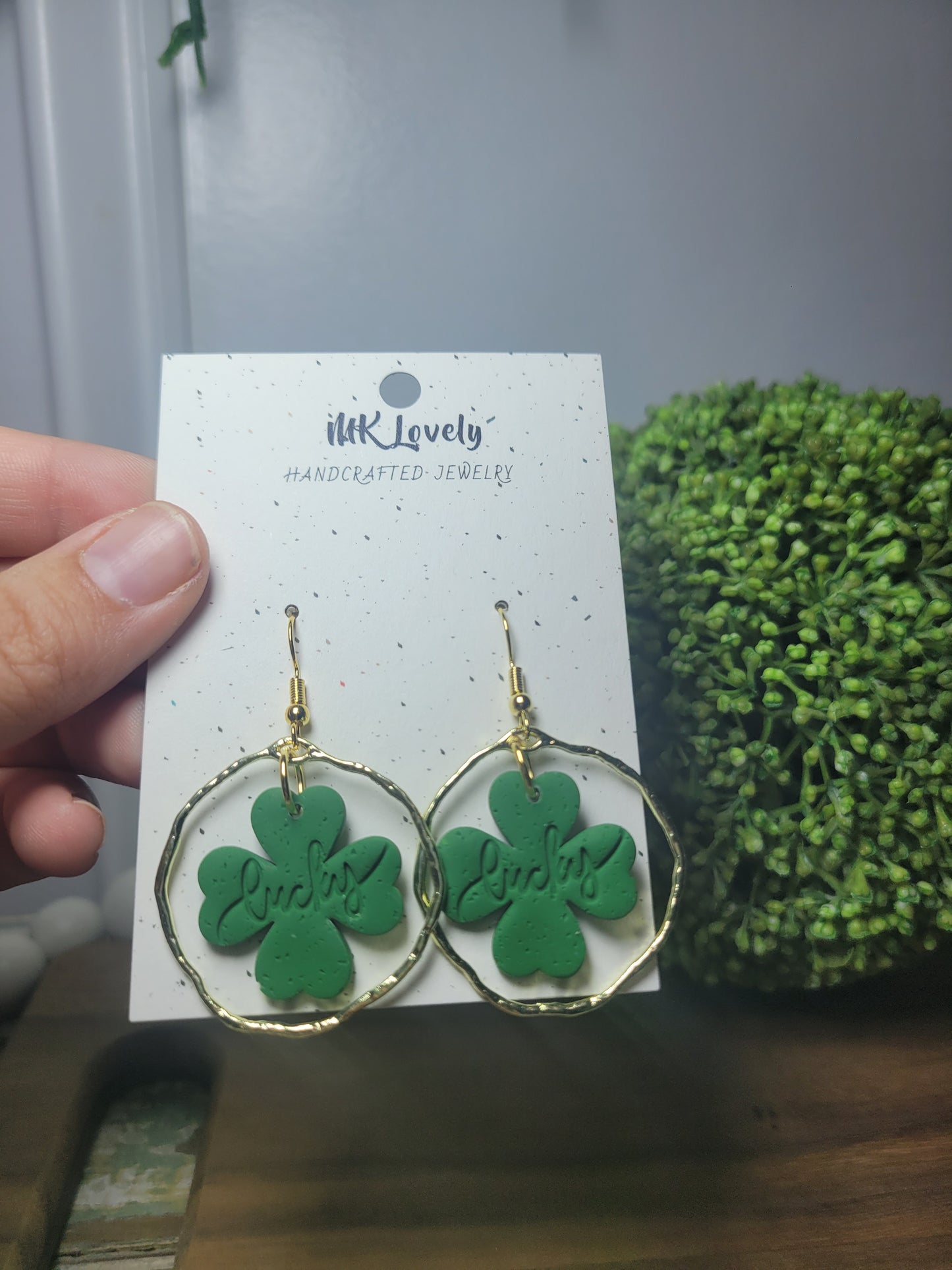 Lucky Dangles