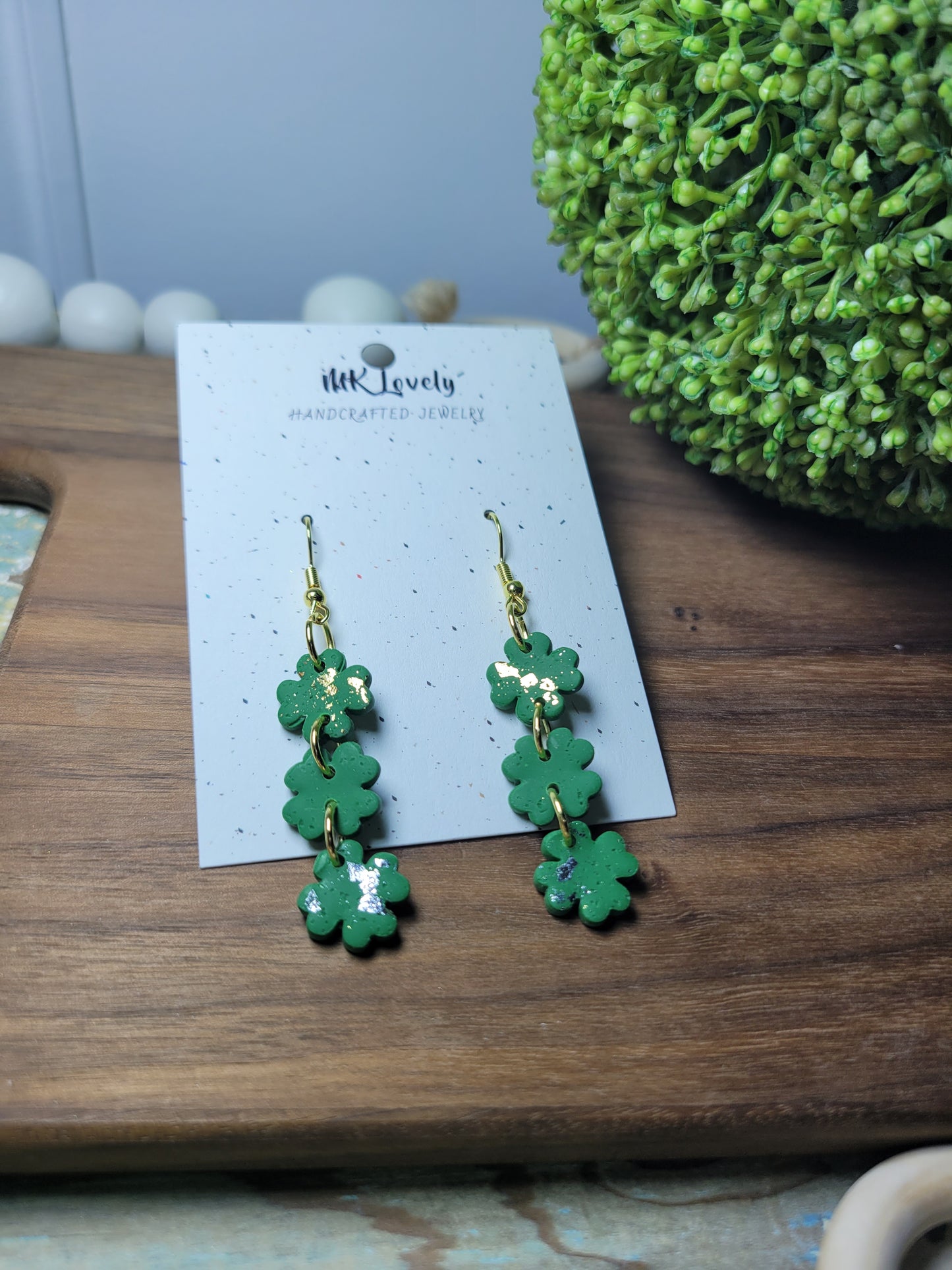 Small Tiered Clover Foiled Dangles