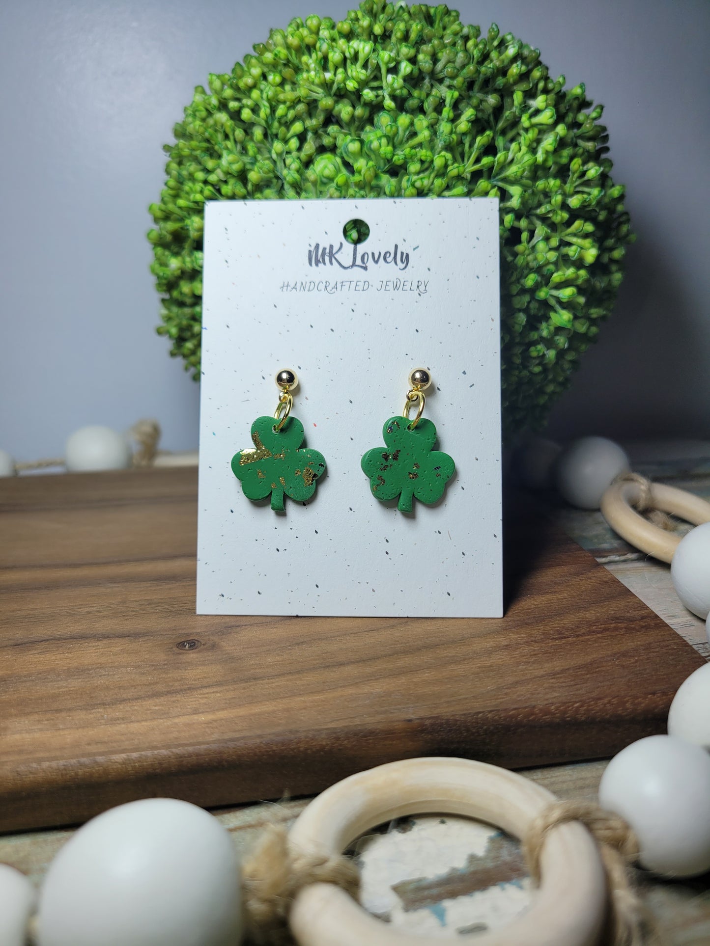 Speckled Foil Clover Drops