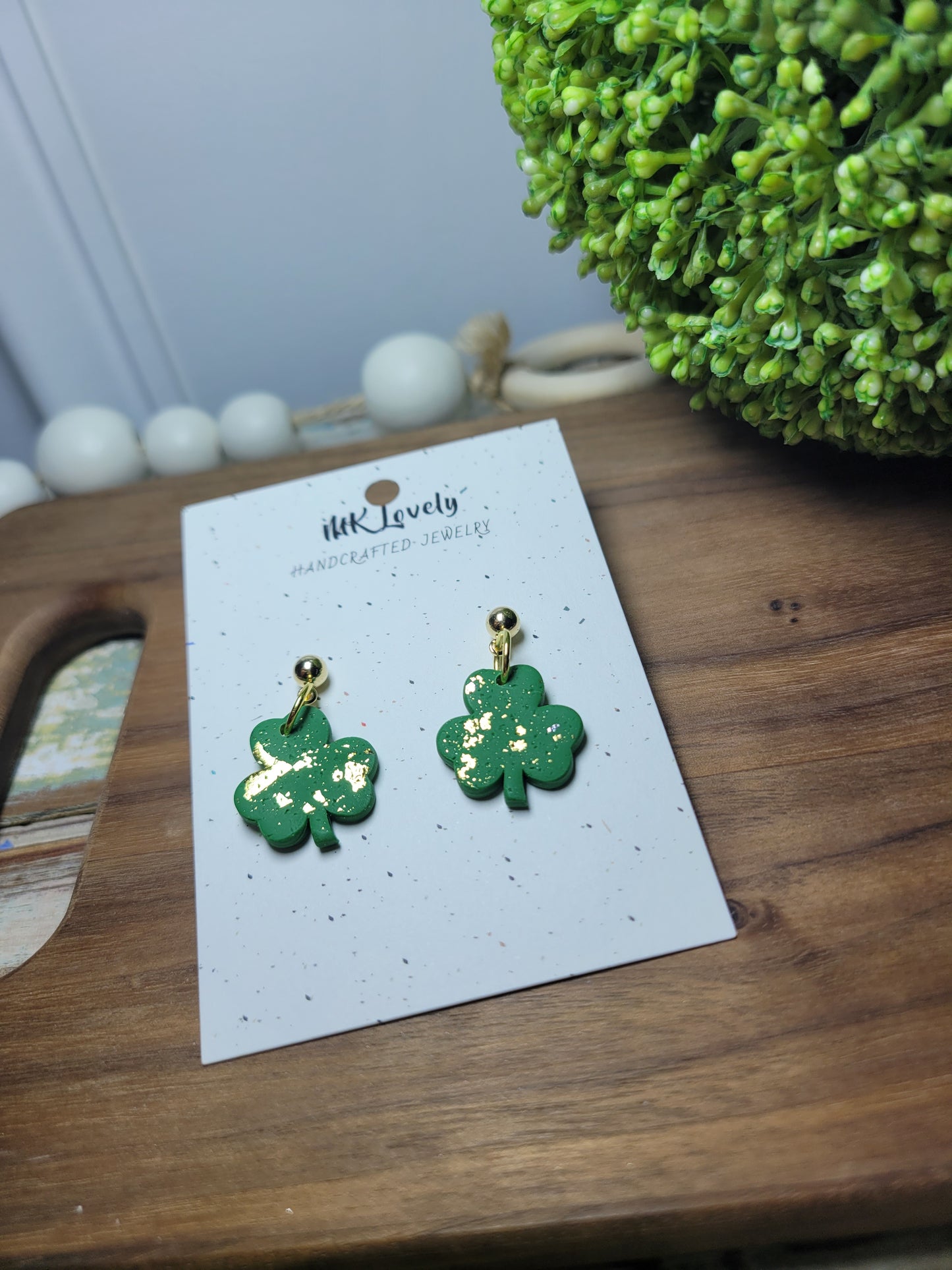 Speckled Foil Clover Drops