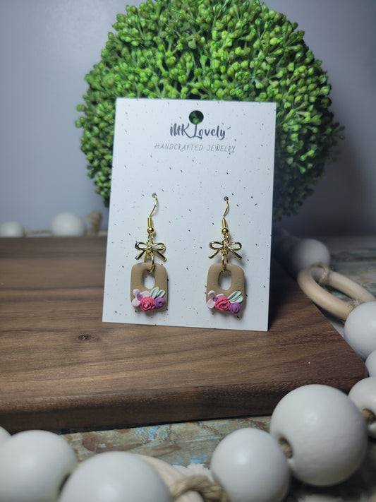Beige Flower Earrings