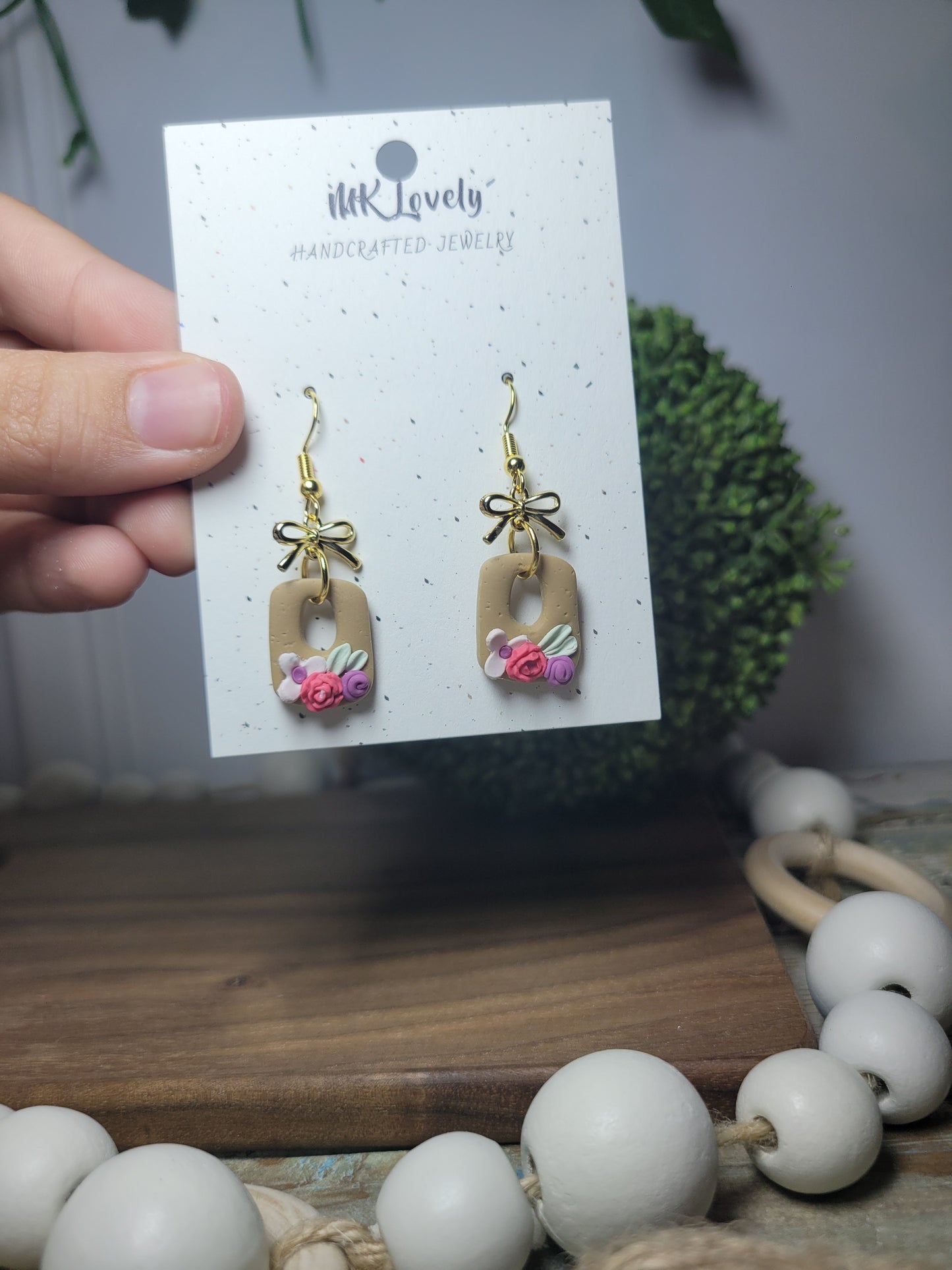 Beige Flower Earrings