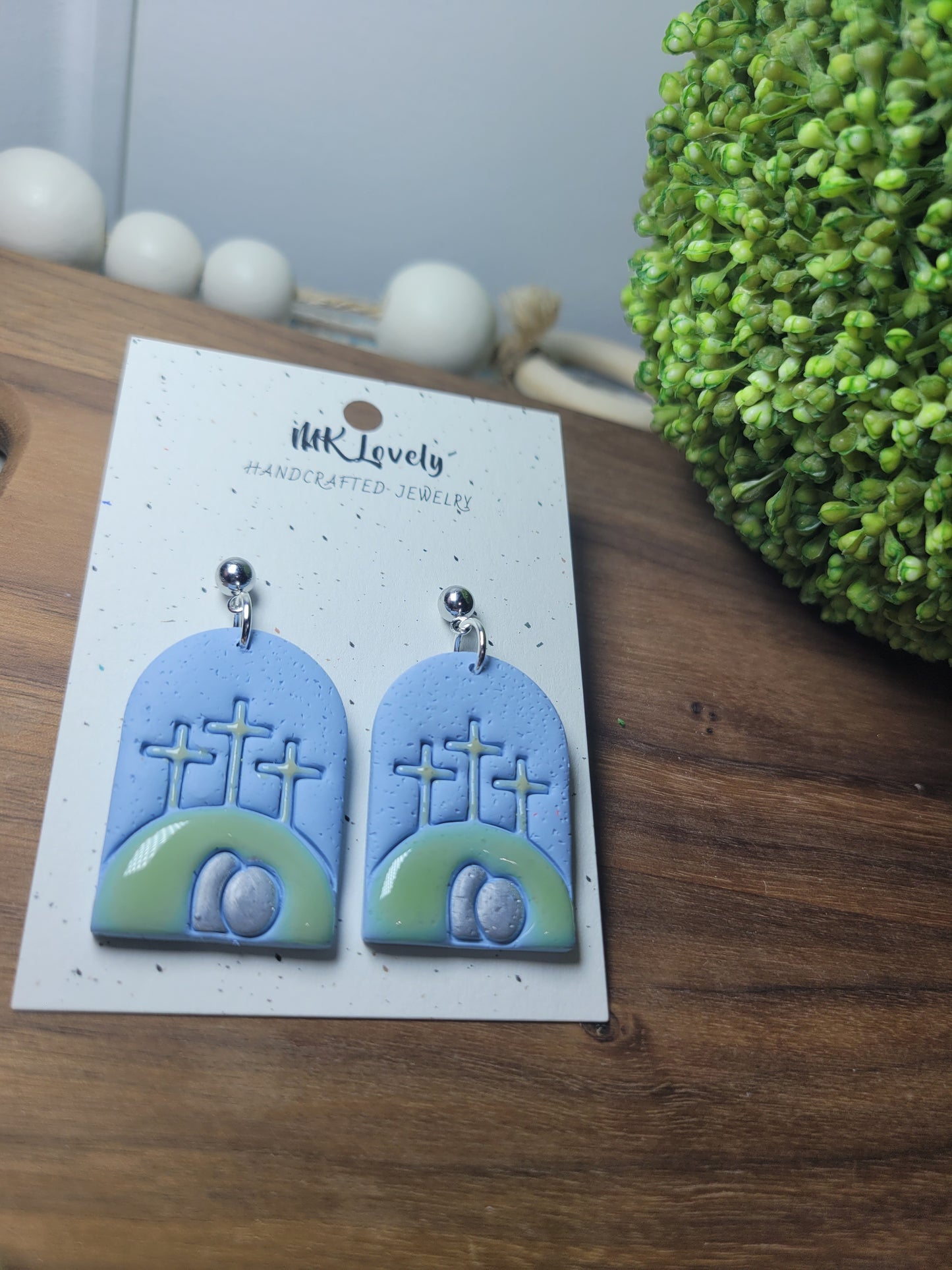 He is Risen Drops