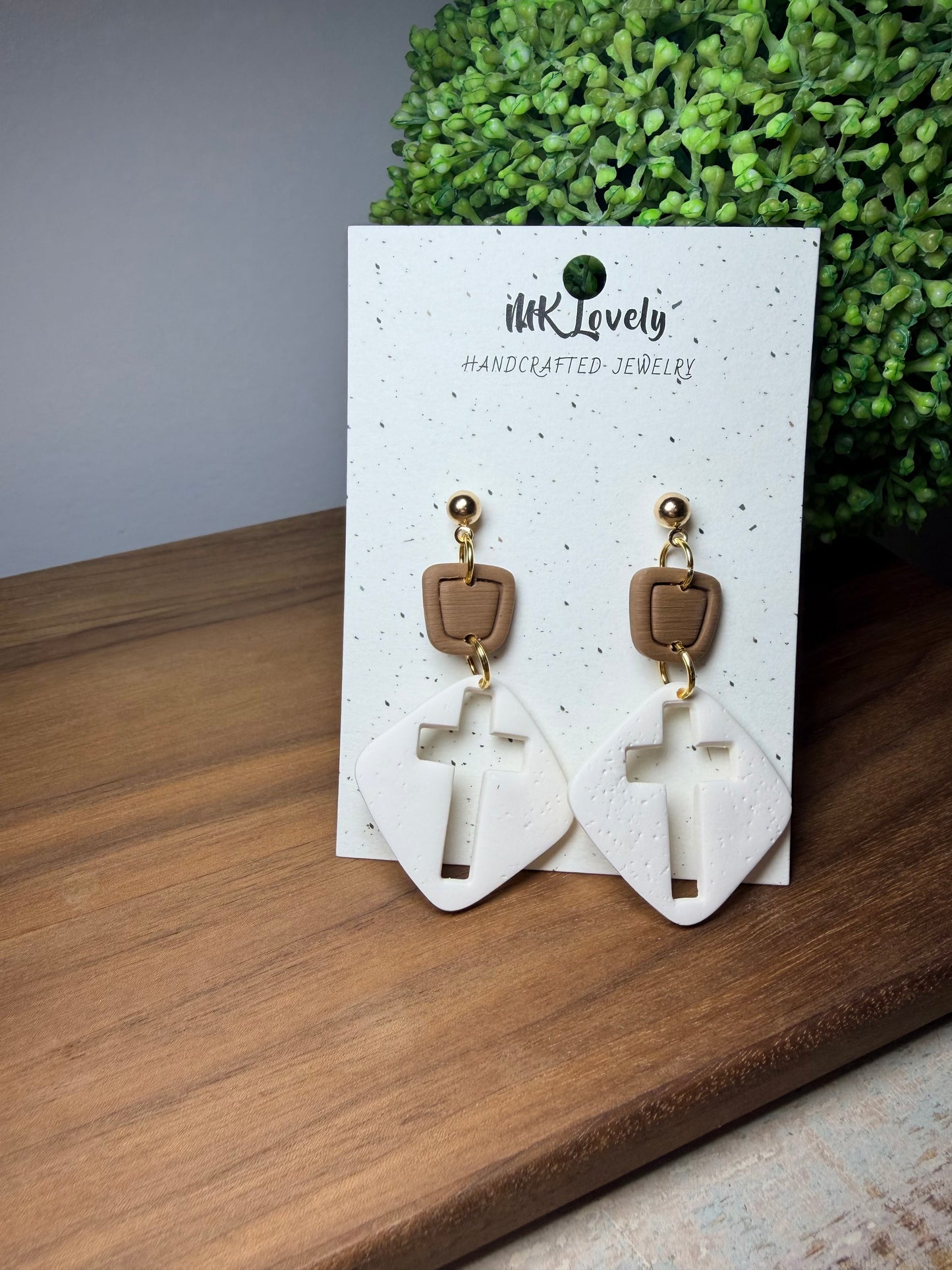 Minimalist Prayer Drops