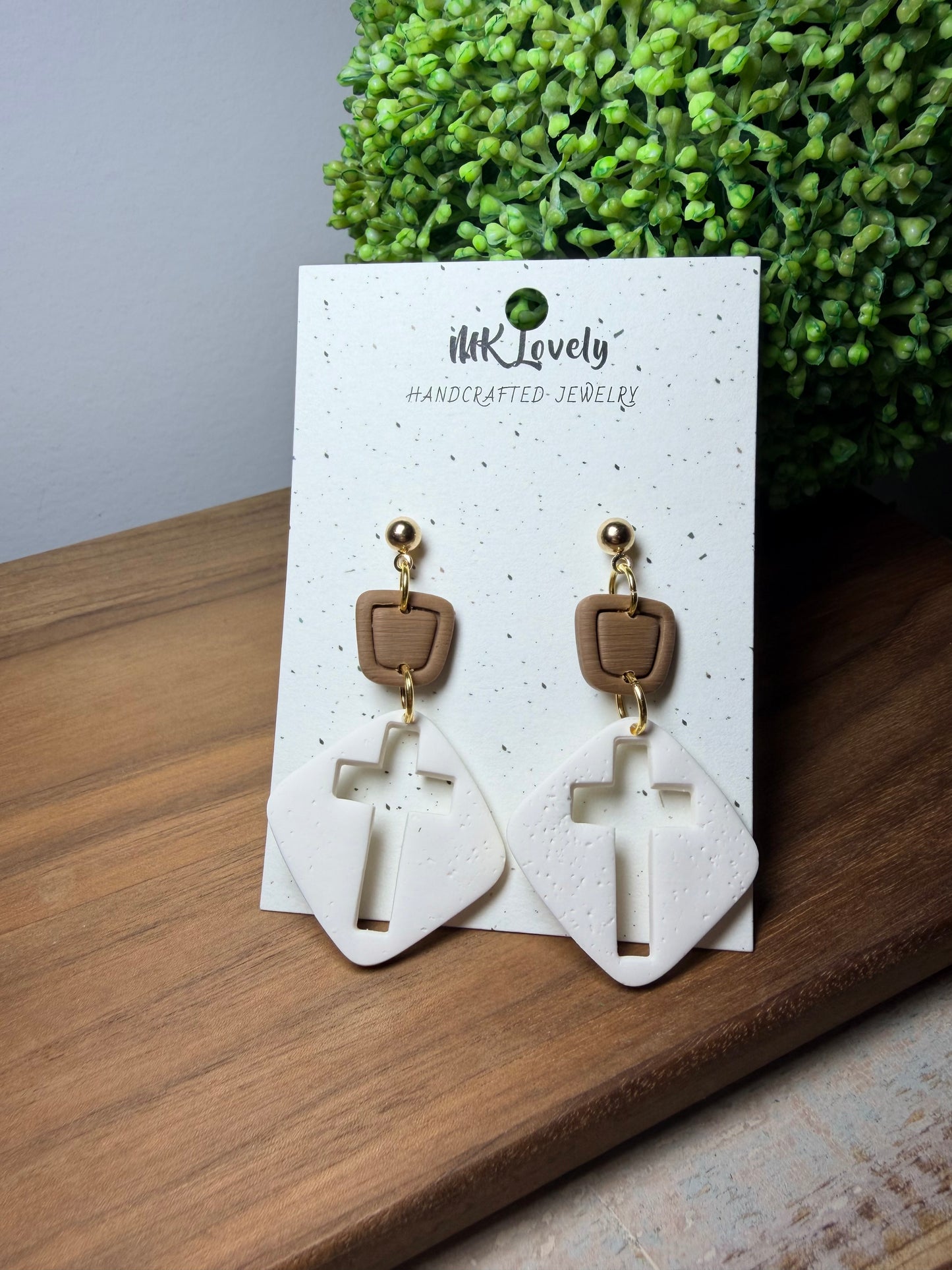 Minimalist Prayer Drops