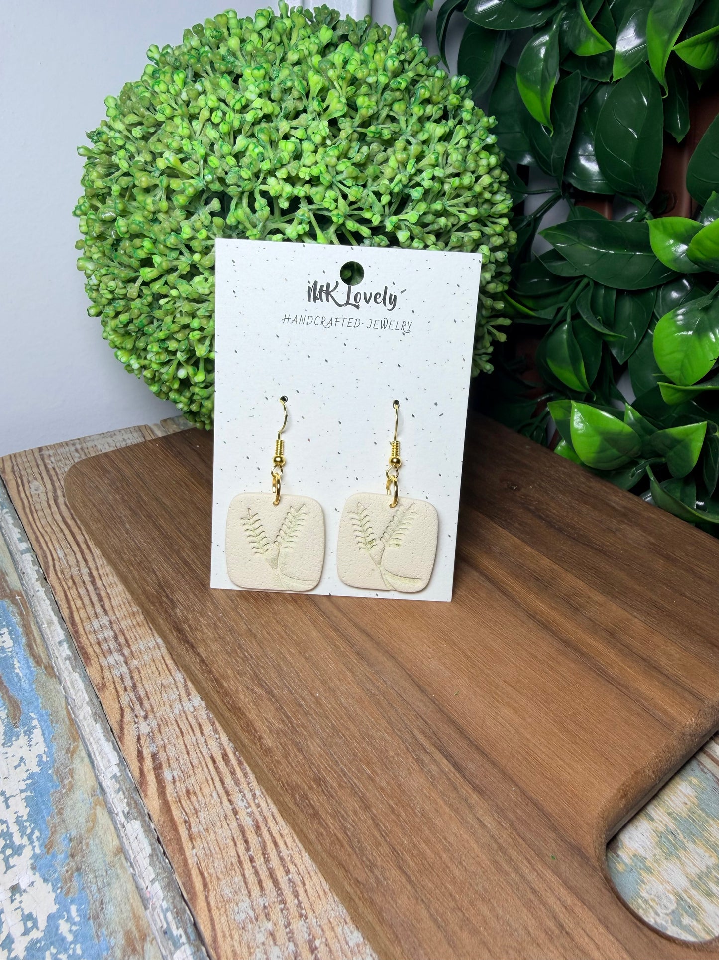 Fern & Sandstones