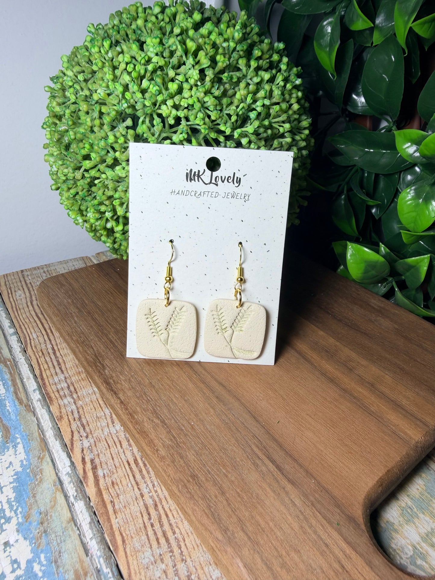Fern & Sandstones