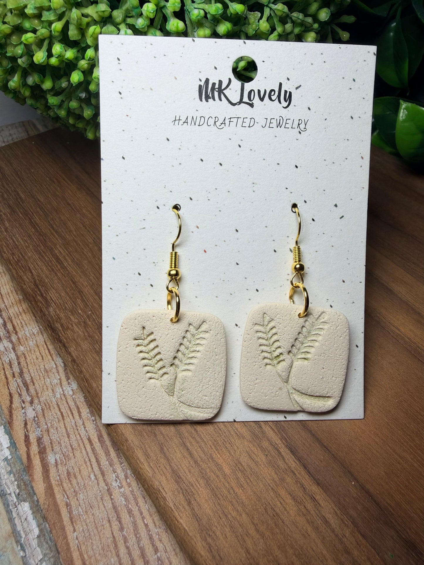 Fern & Sandstones