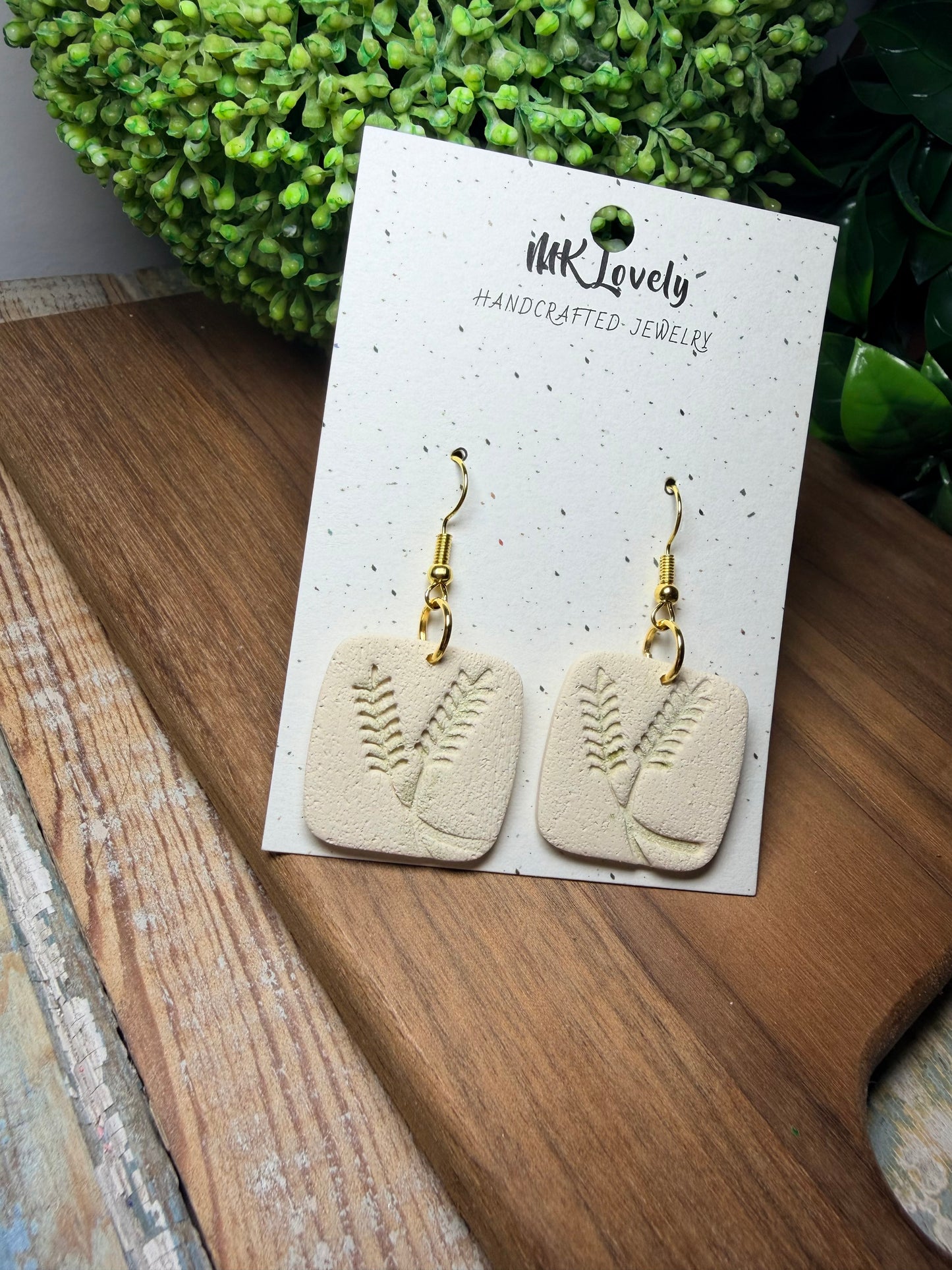 Fern & Sandstones