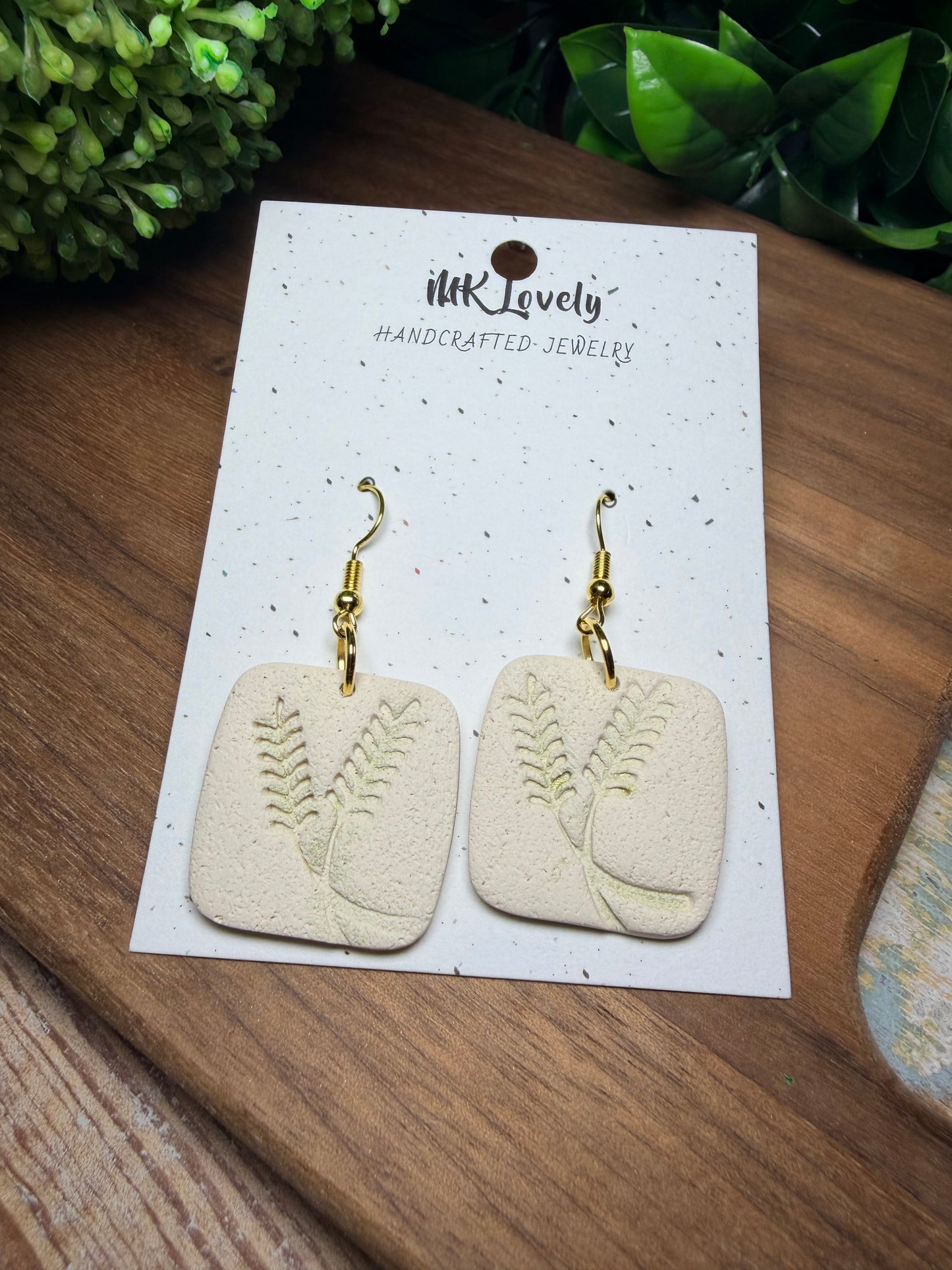 Fern & Sandstones