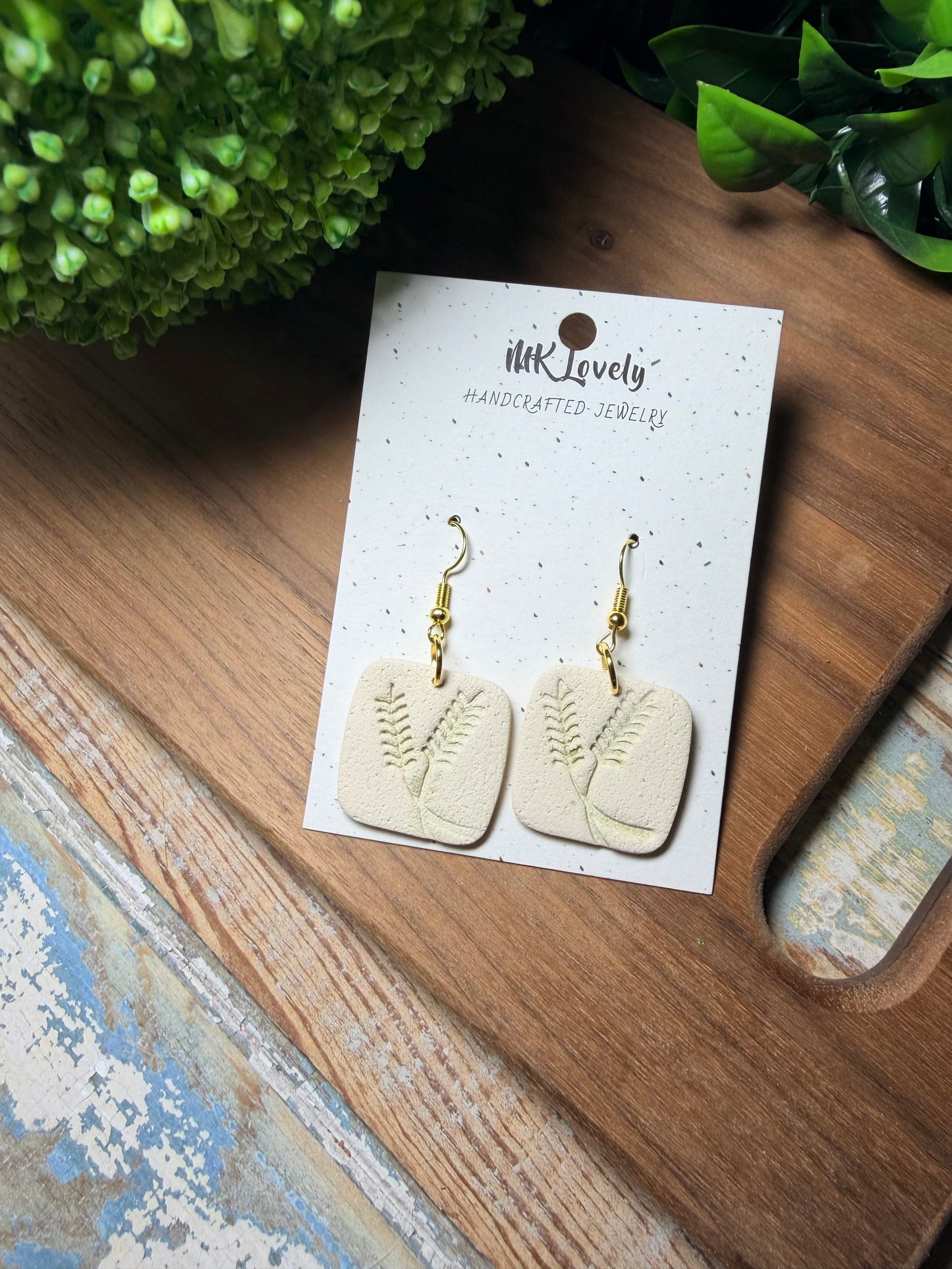 Fern & Sandstones