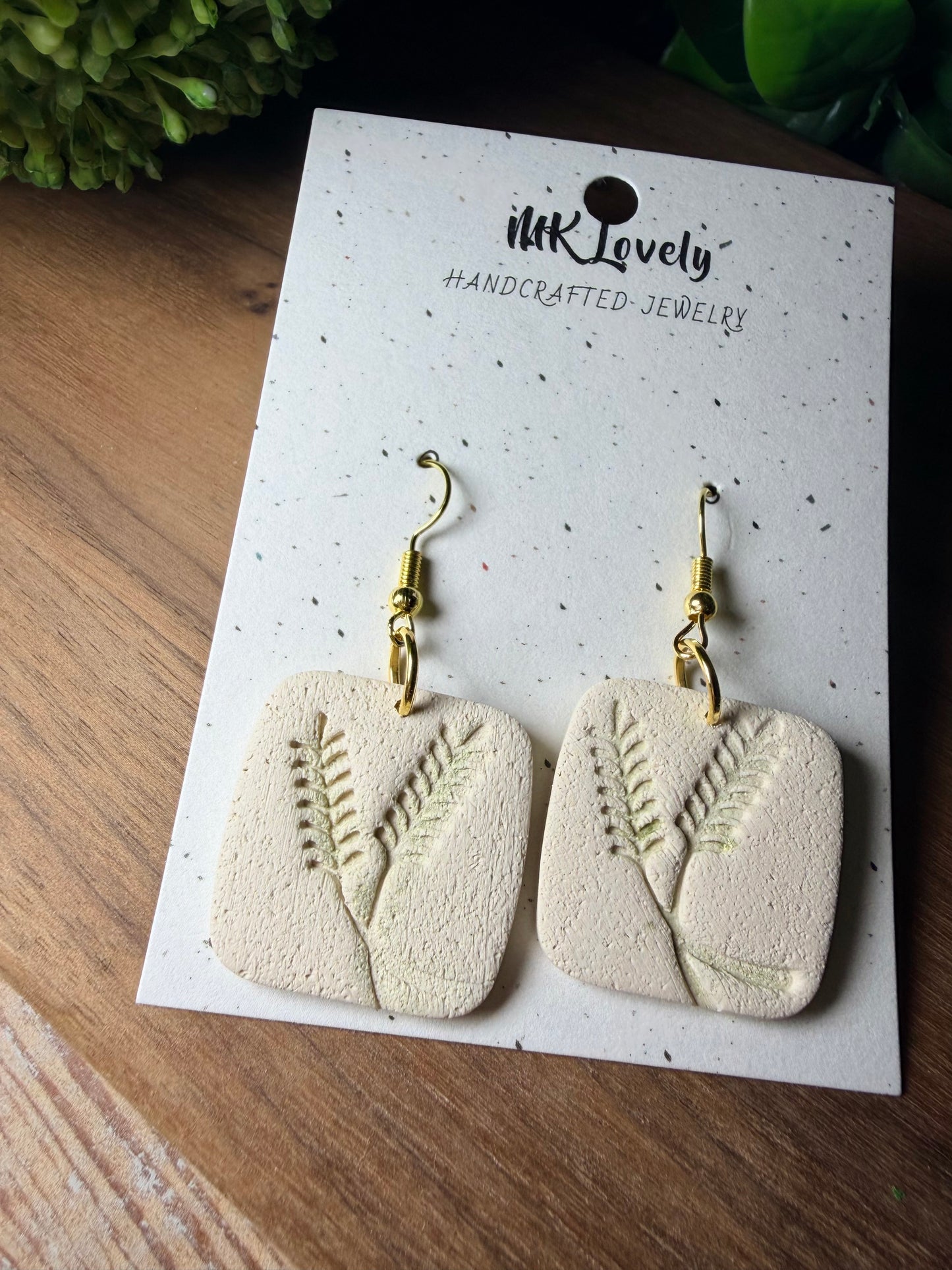 Fern & Sandstones