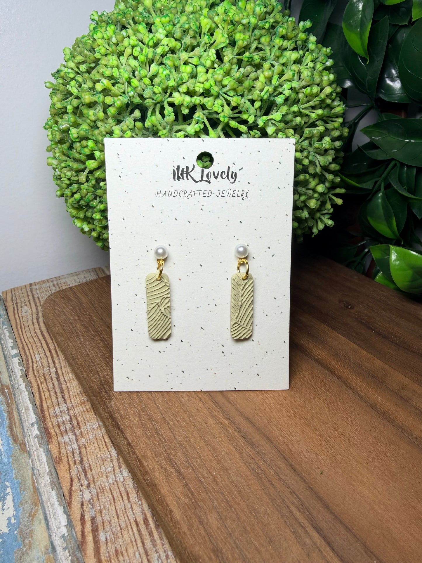 Earthy Elegance Drops