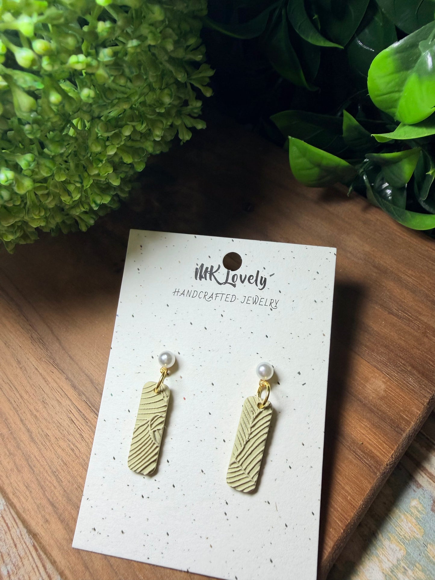 Earthy Elegance Drops