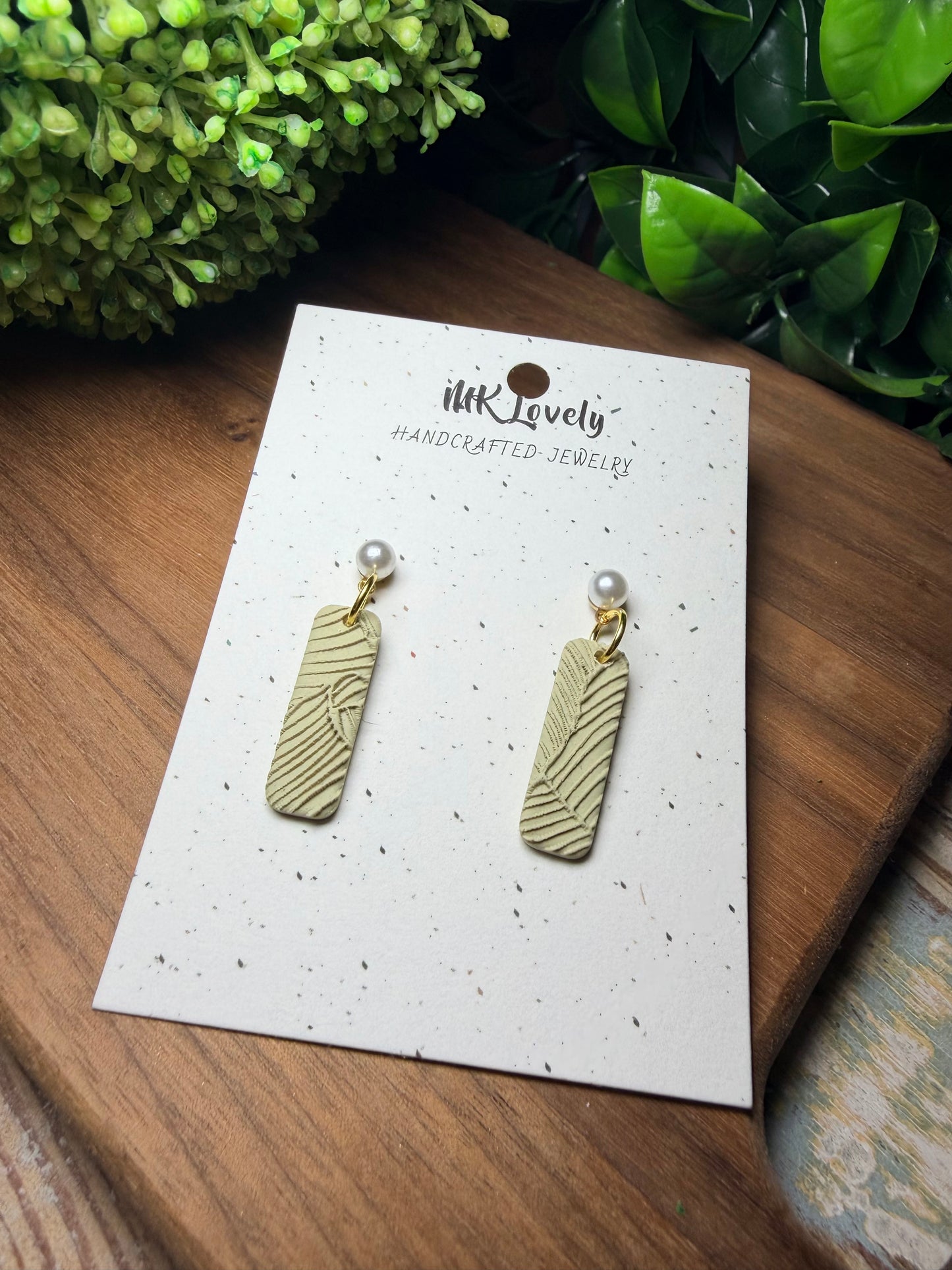 Earthy Elegance Drops