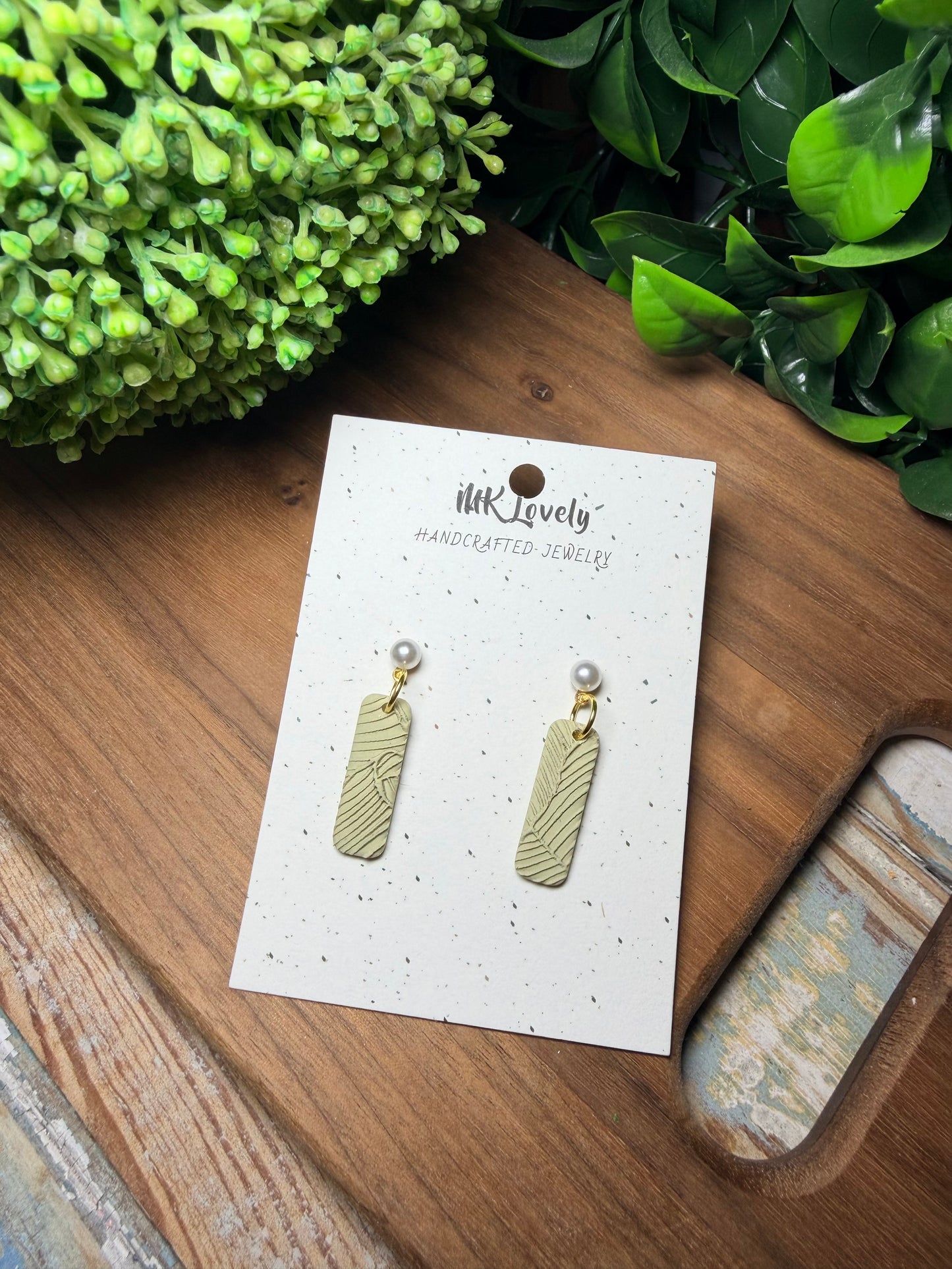 Earthy Elegance Drops