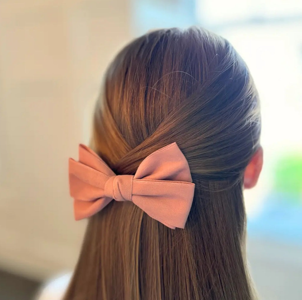 The Perfect Bow Hair Clip