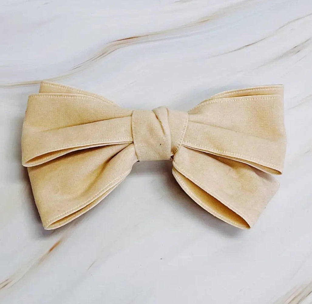 The Perfect Bow Hair Clip