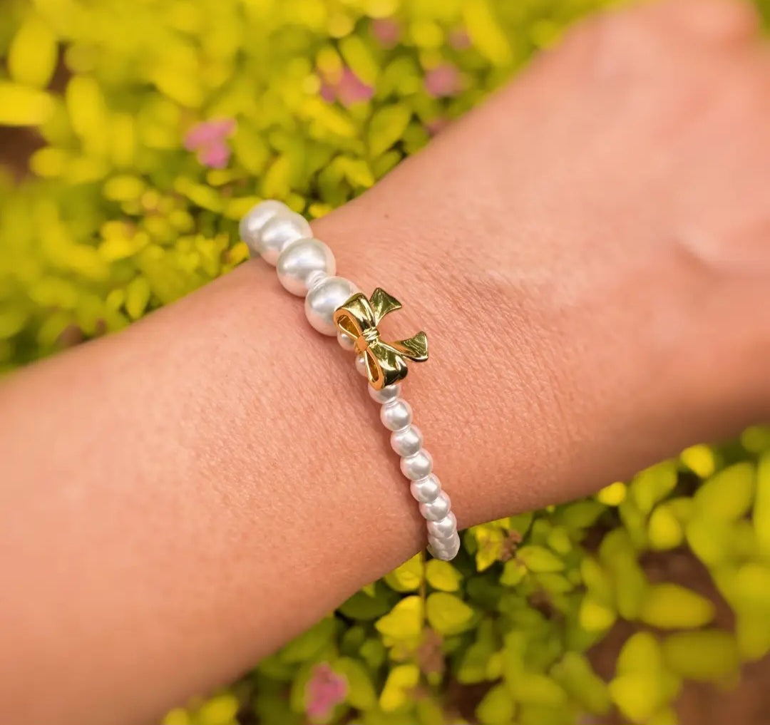 Dangle Bow Pearl Bracelet