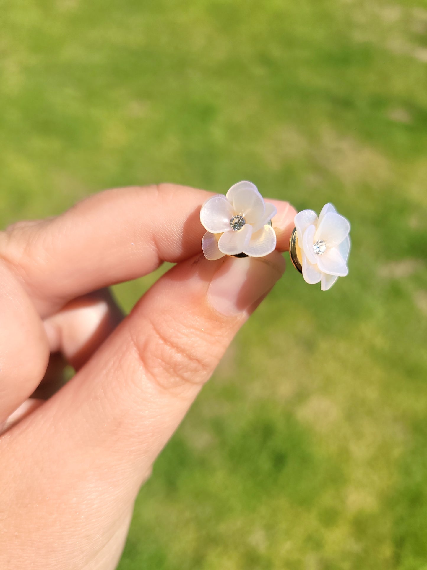 Translucent Flower Stud